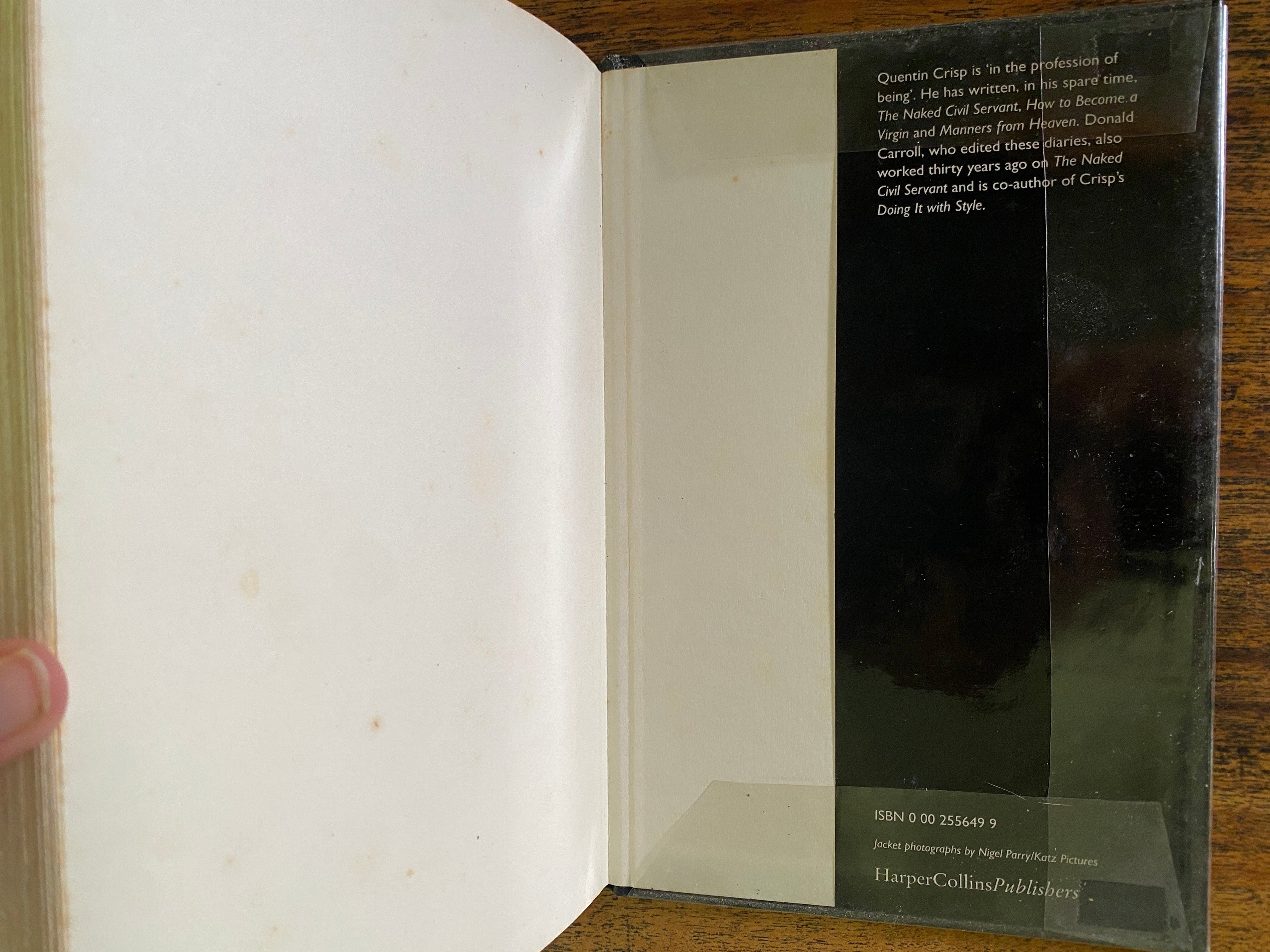 Resident Alien - Crisp, Quentin