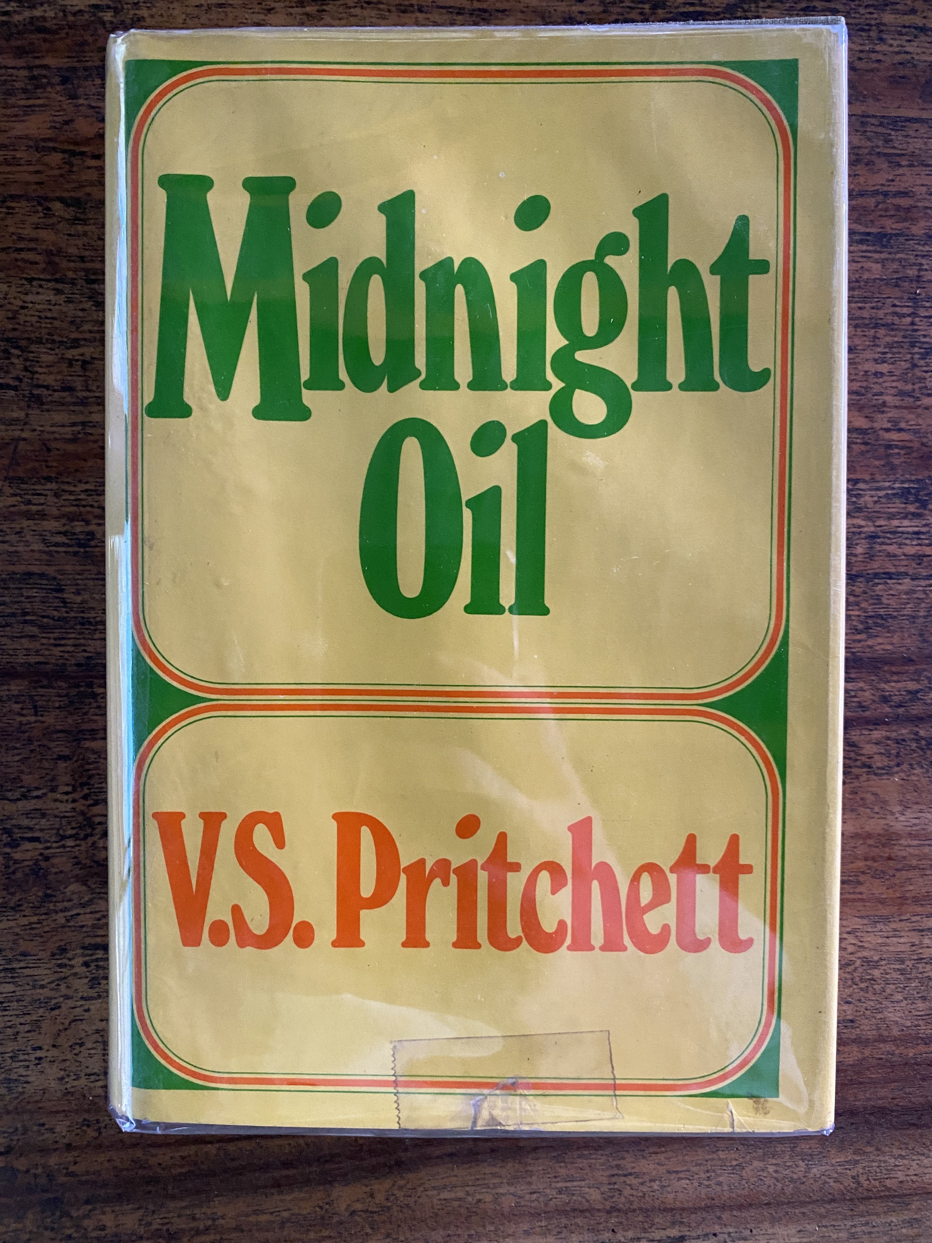 Midnight Oil - Pritchett, V. S.