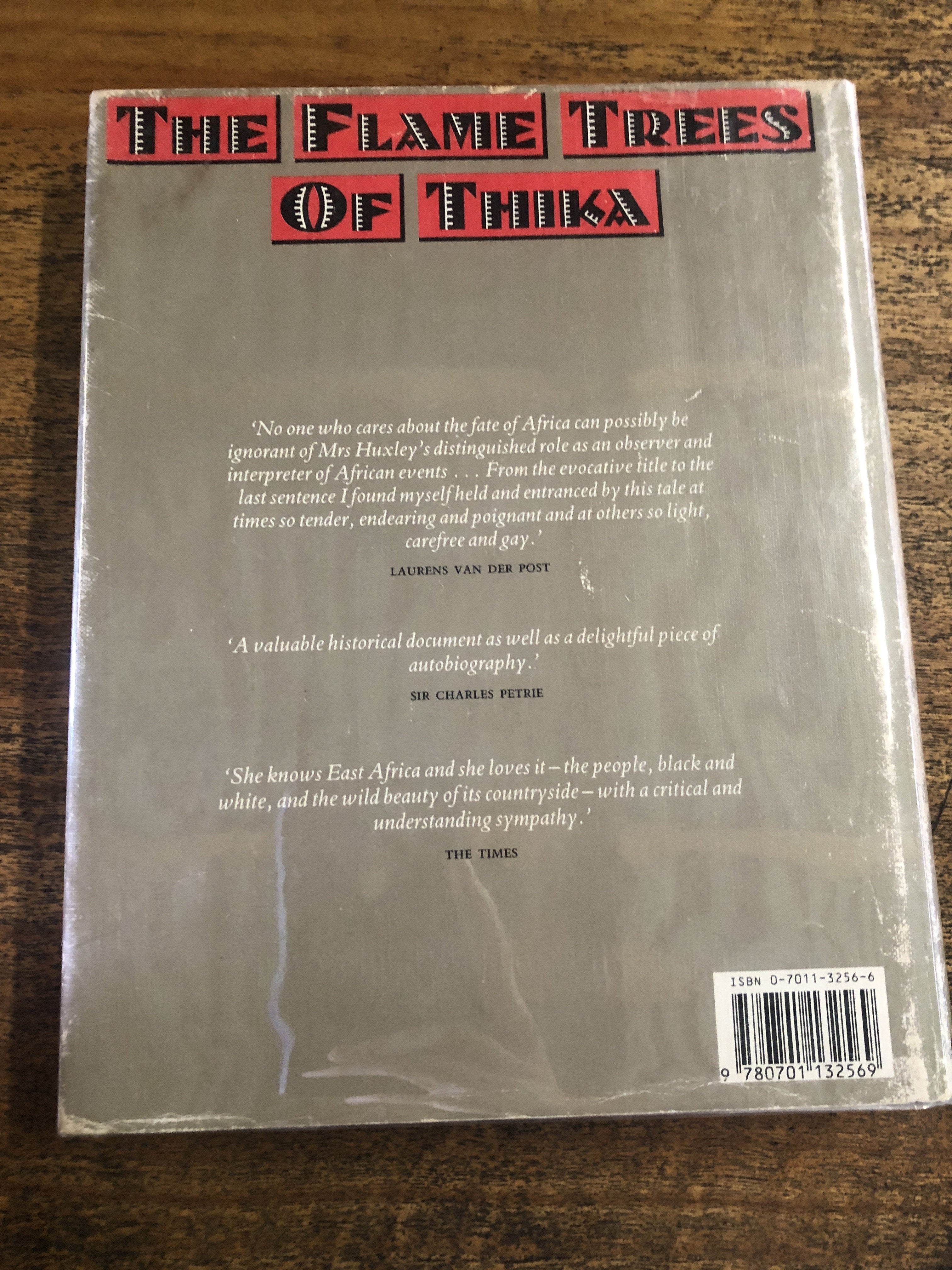 The Flame Trees of Thika  — Huxley, Elspeth