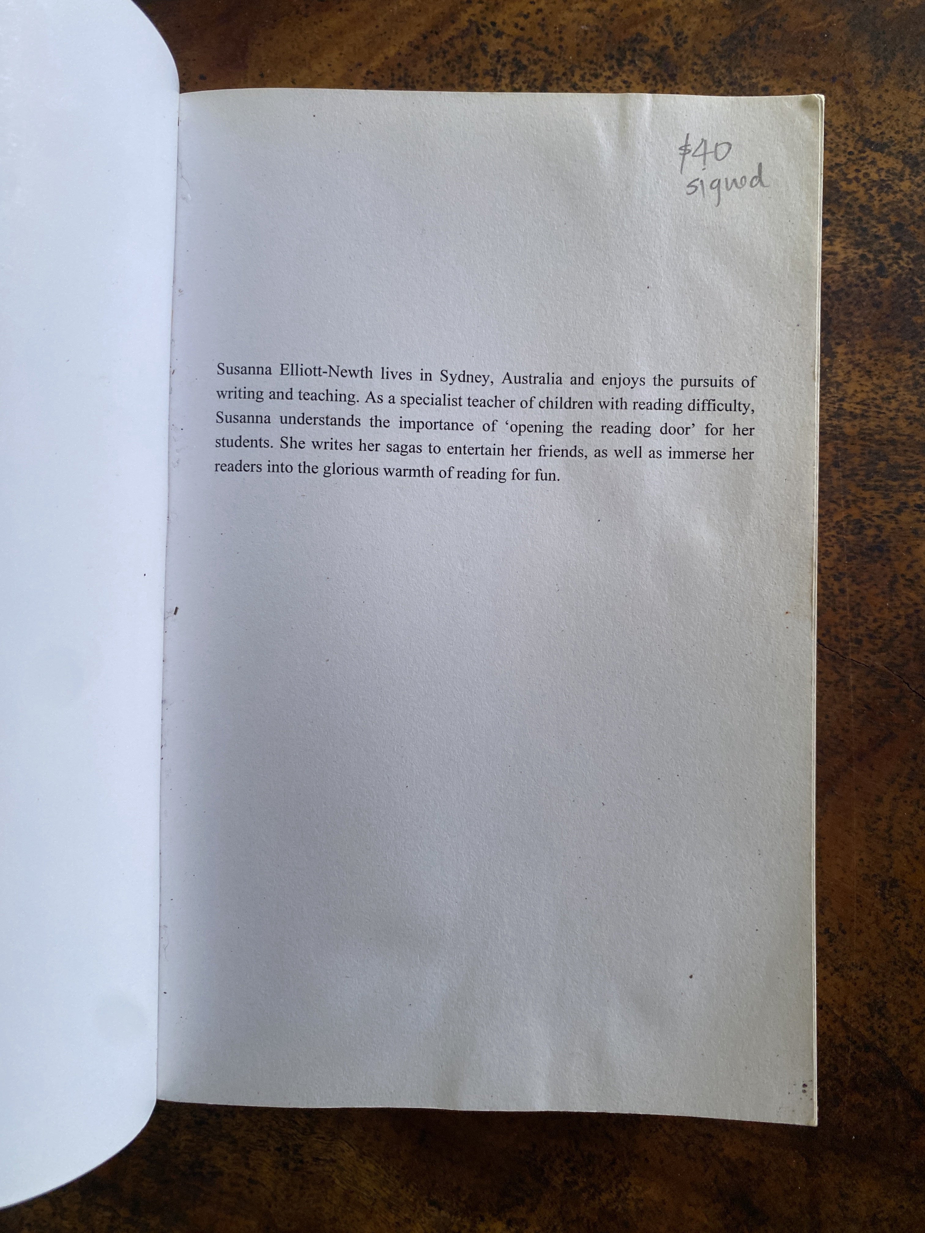 The Lighter Side - lliott-Newth, Susanna