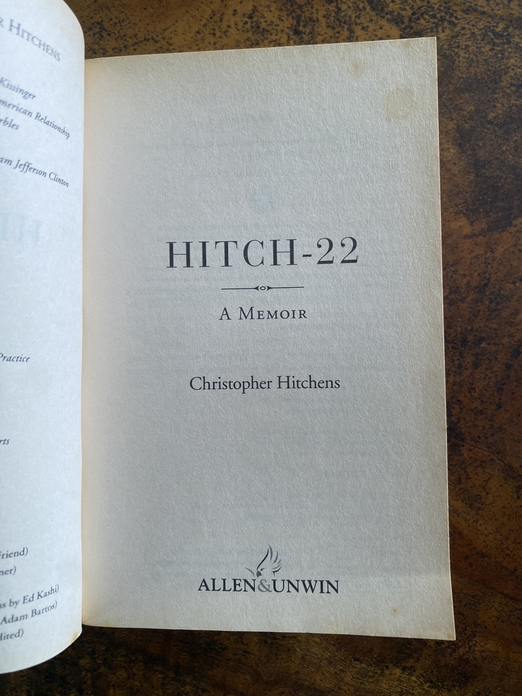 Hitch-22 Confessions & Contradictions - Hitchens, Christopher