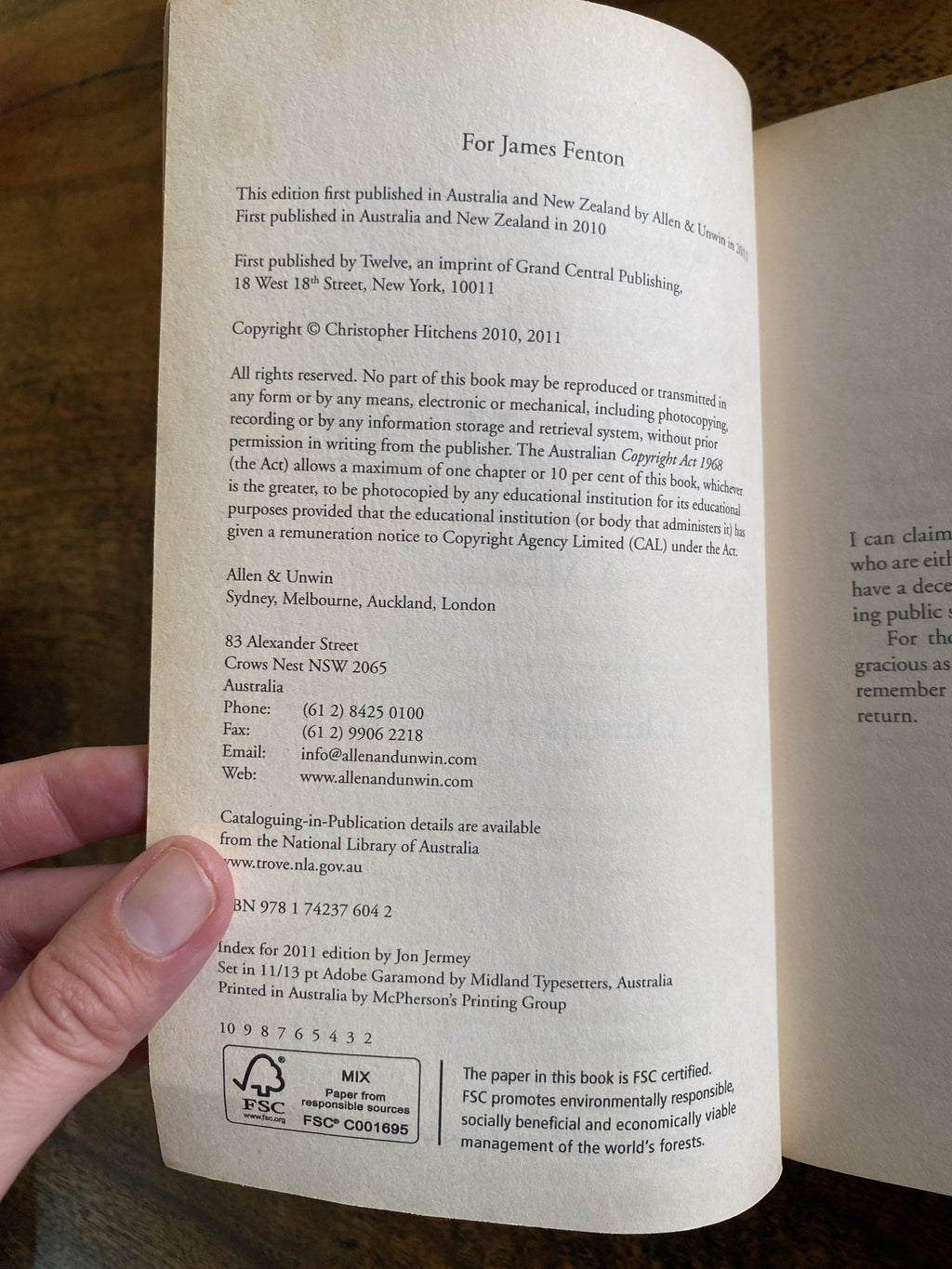 Hitch-22 Confessions & Contradictions - Hitchens, Christopher
