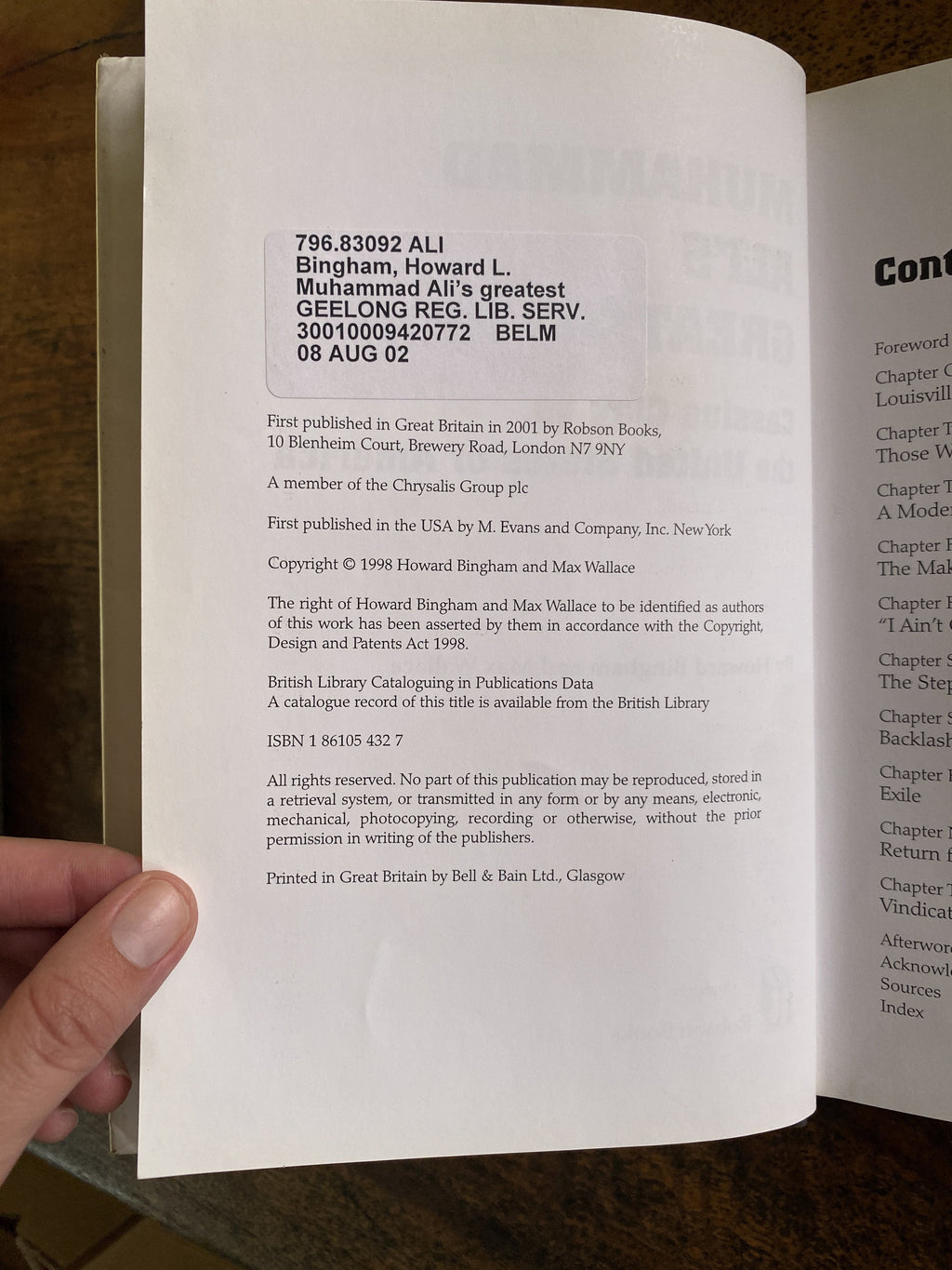 Muhammed Ali's Greatest Fight; Cassius Clay Vs. The United States of America. - Bingham, Howard L. & Wallace, Max