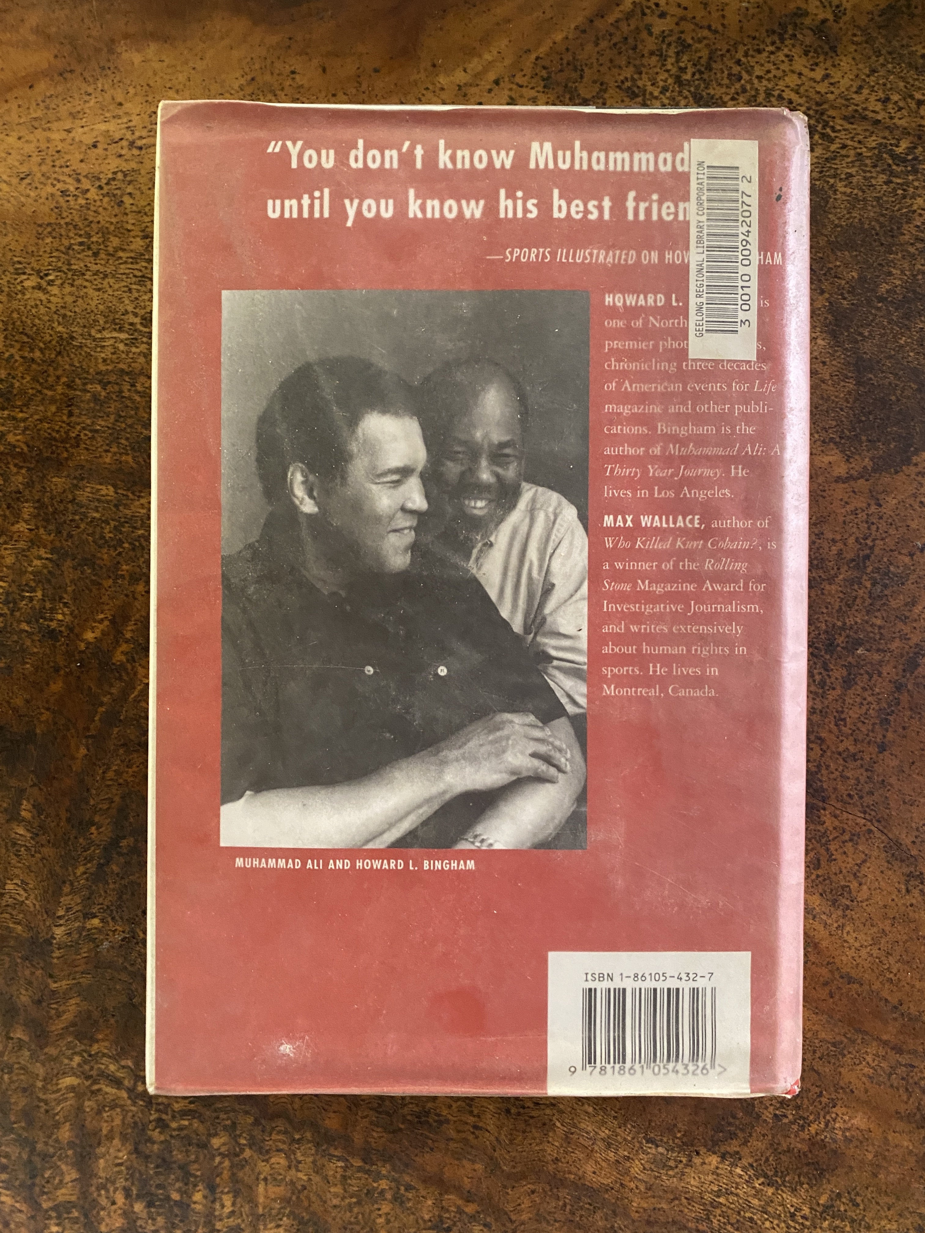 Muhammed Ali's Greatest Fight; Cassius Clay Vs. The United States of America. - Bingham, Howard L. & Wallace, Max