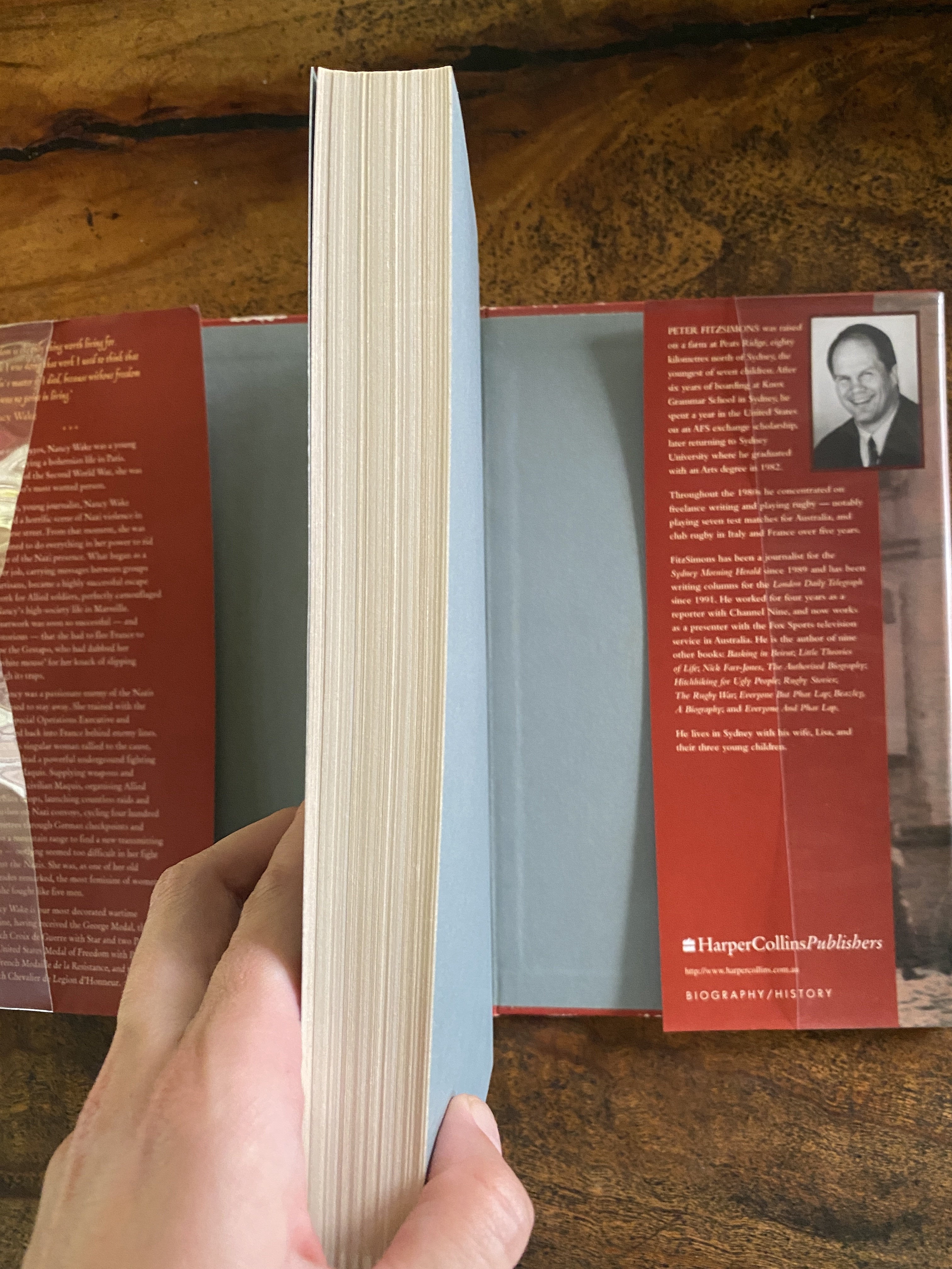 Nancy Wake; A Biography Of Our Greatest War Heroine - Fitzsimons, Peter