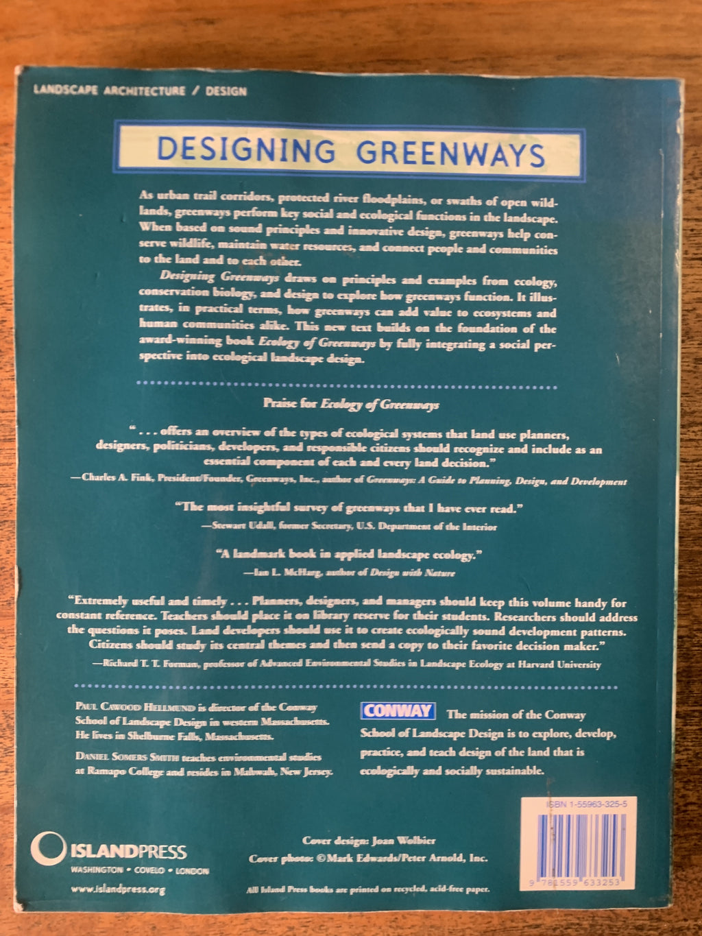 Designing Greenways; Sustainable Landscapes for Nature and People - Hellmund, Paul Cawood & Smith, Daniel Somers