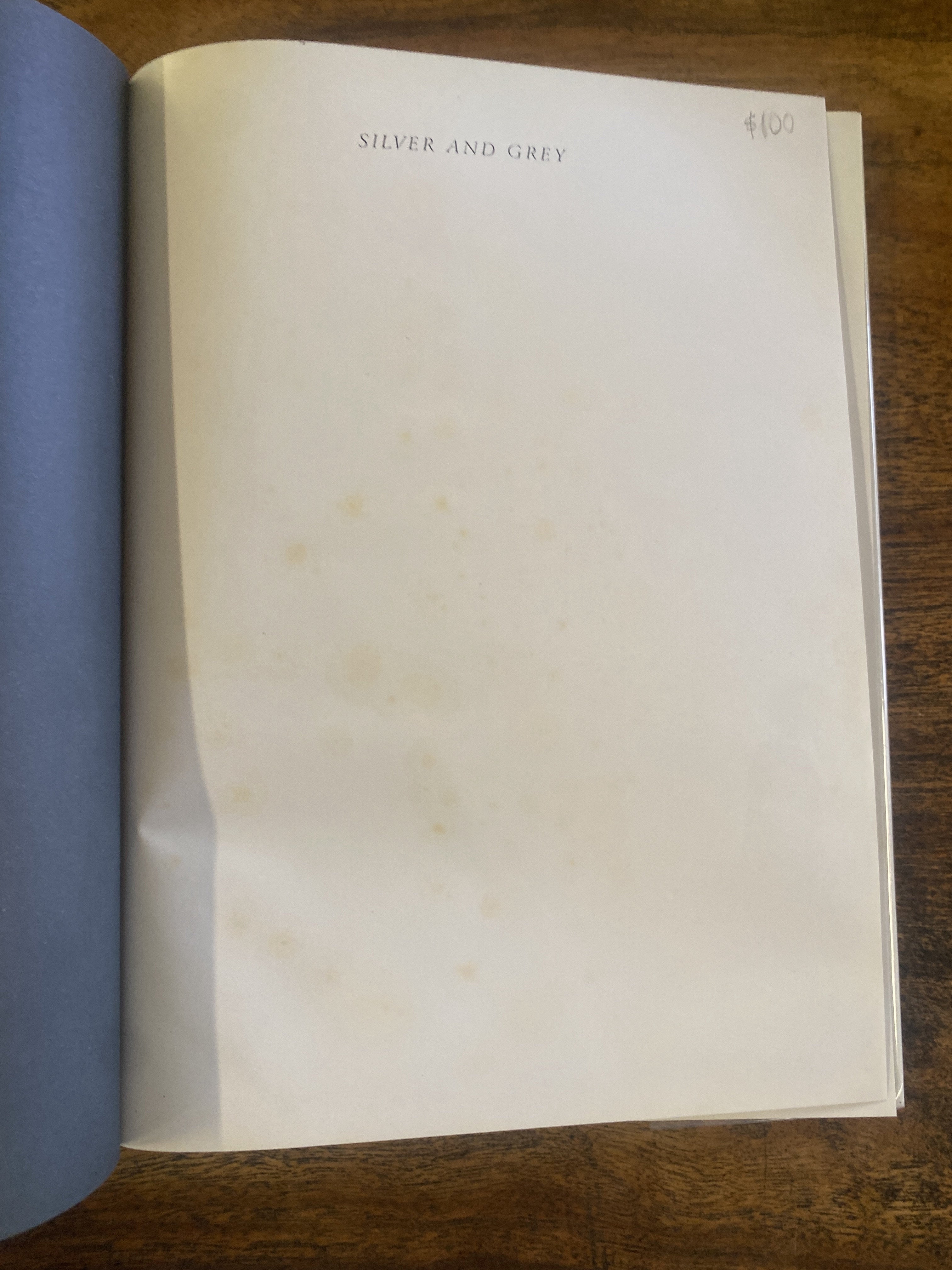 Silver and Grey Fifty Years Of Australian Photography 1900-1950 - Newton, Gael (Curator)