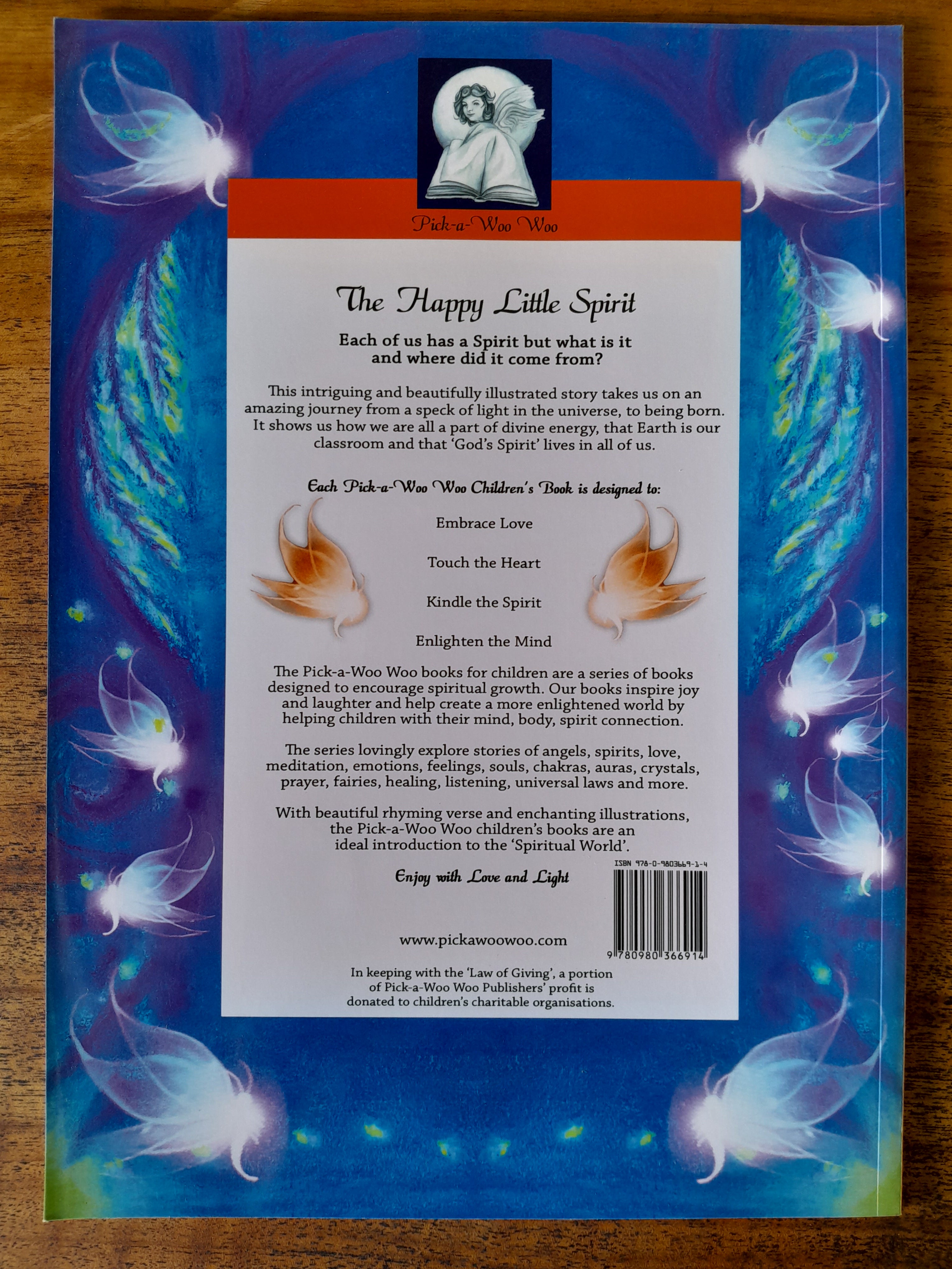 The Happy Little Spirit - Harper, Julie Ann