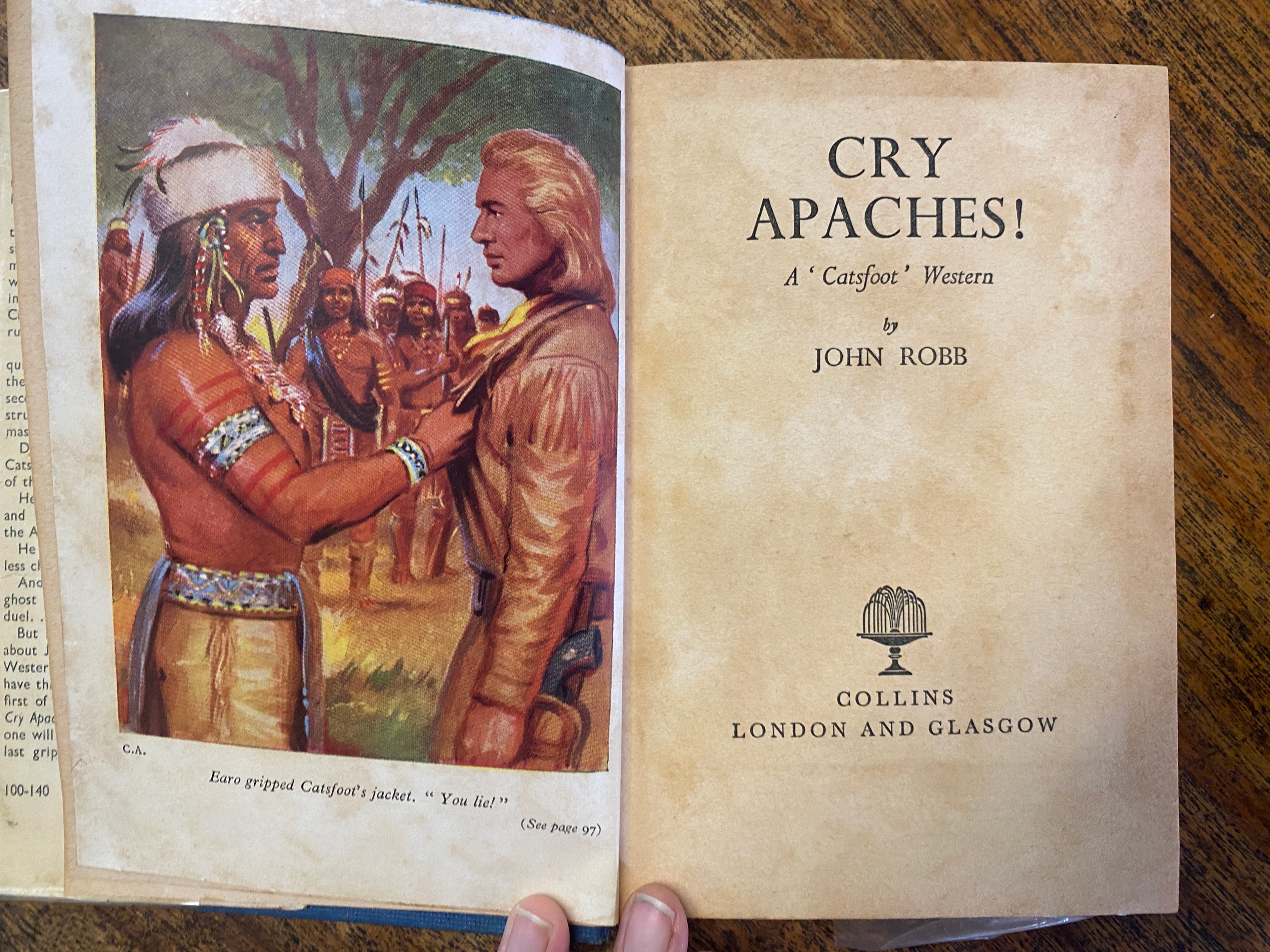 Cry Apaches! - Robb, John