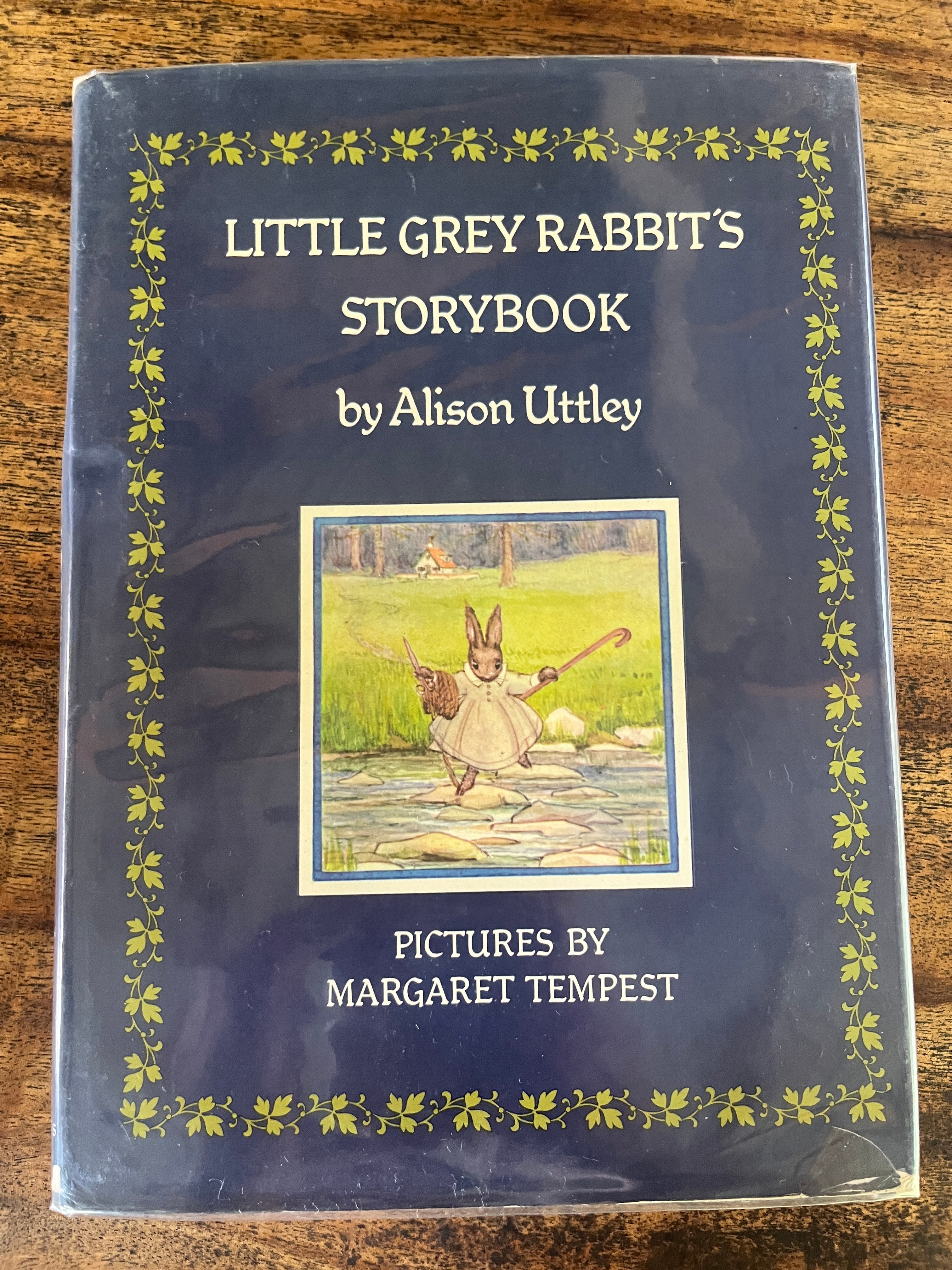 Little Grey Rabbit's Storybook - Uttley, Alison