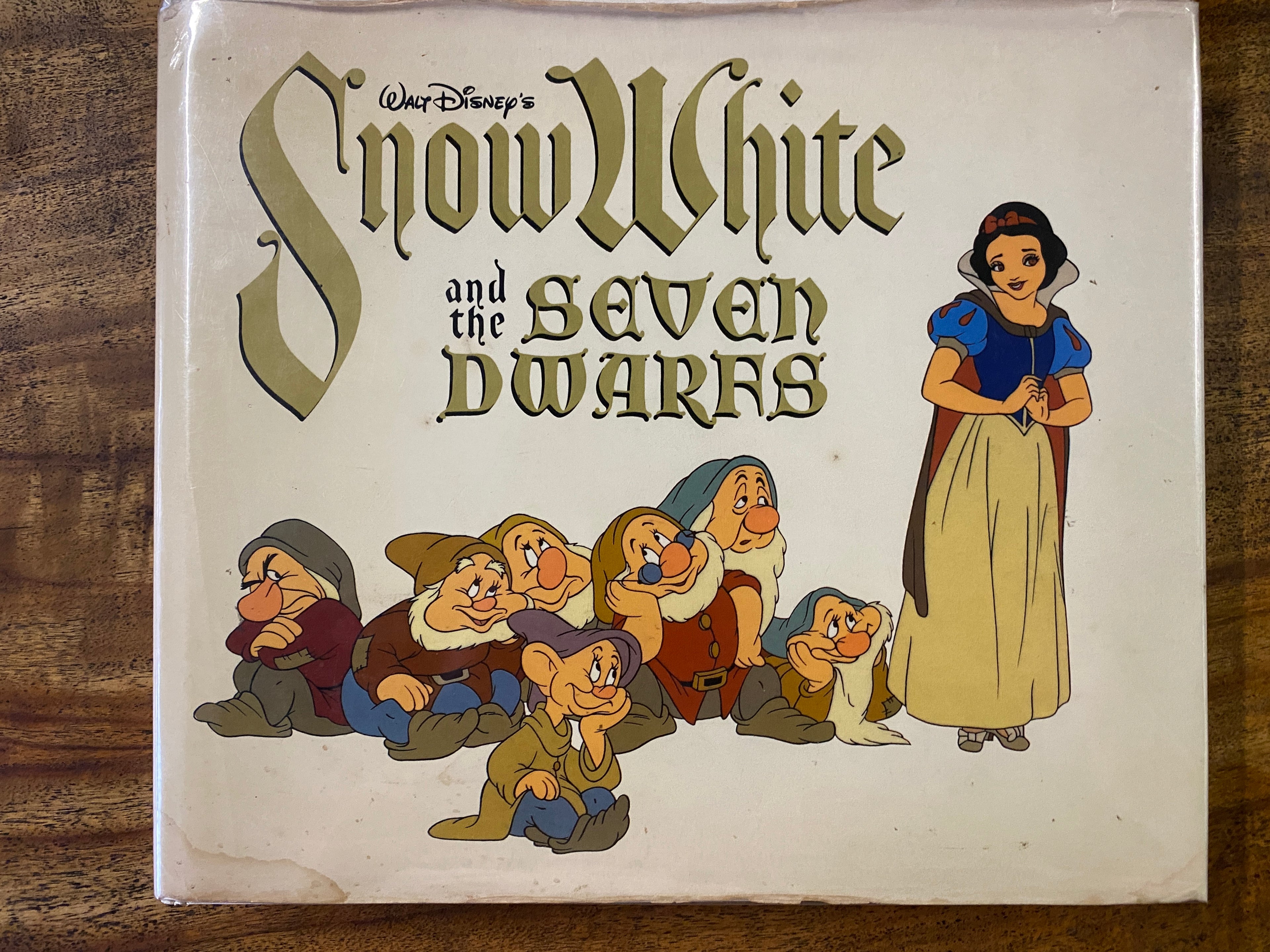 Walt Disneys Snow White and the Seven Dwarves