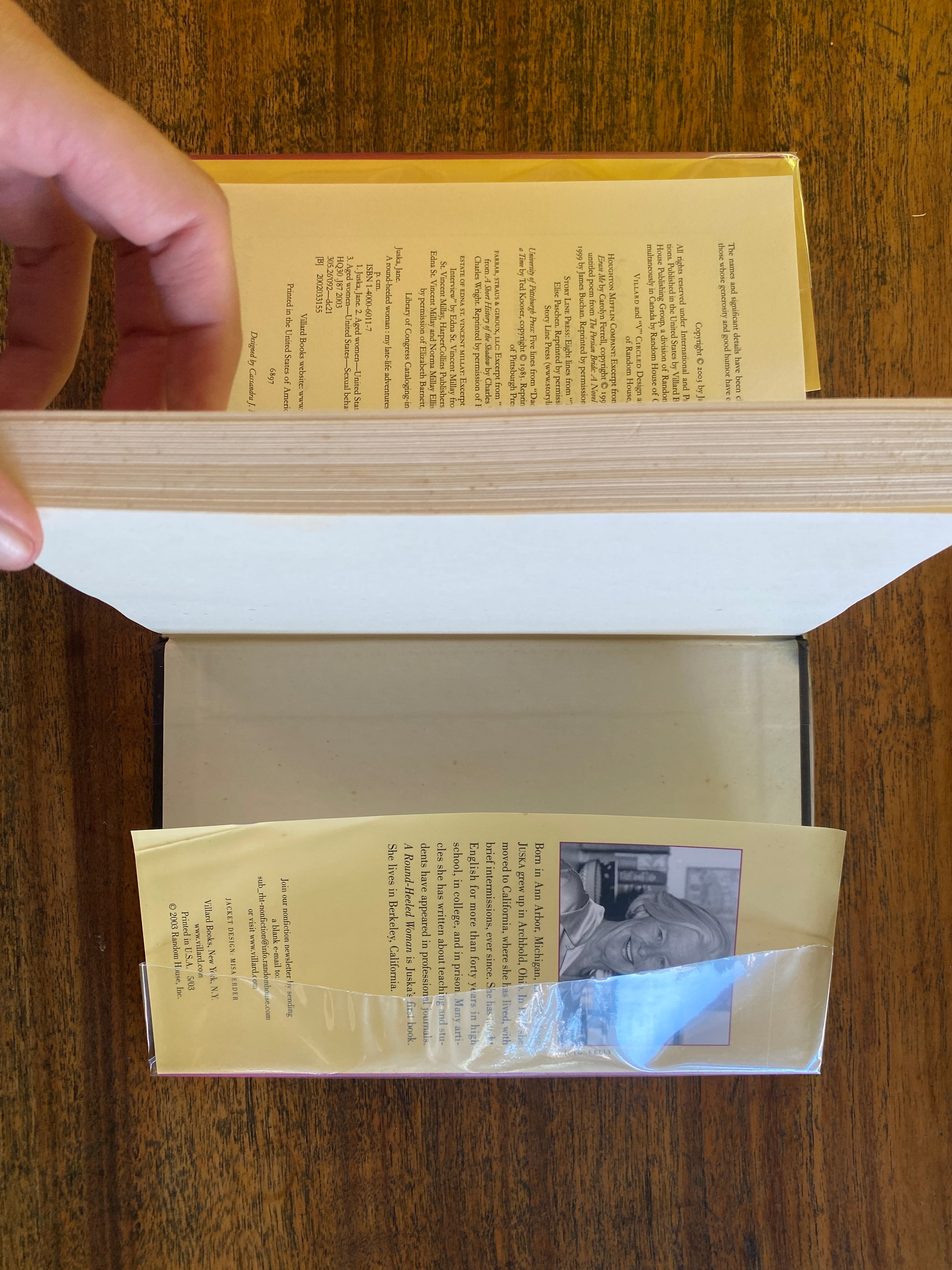A Round-Heeled Woman (My Late Adventures in Sex and Romance) - Juska, Jane