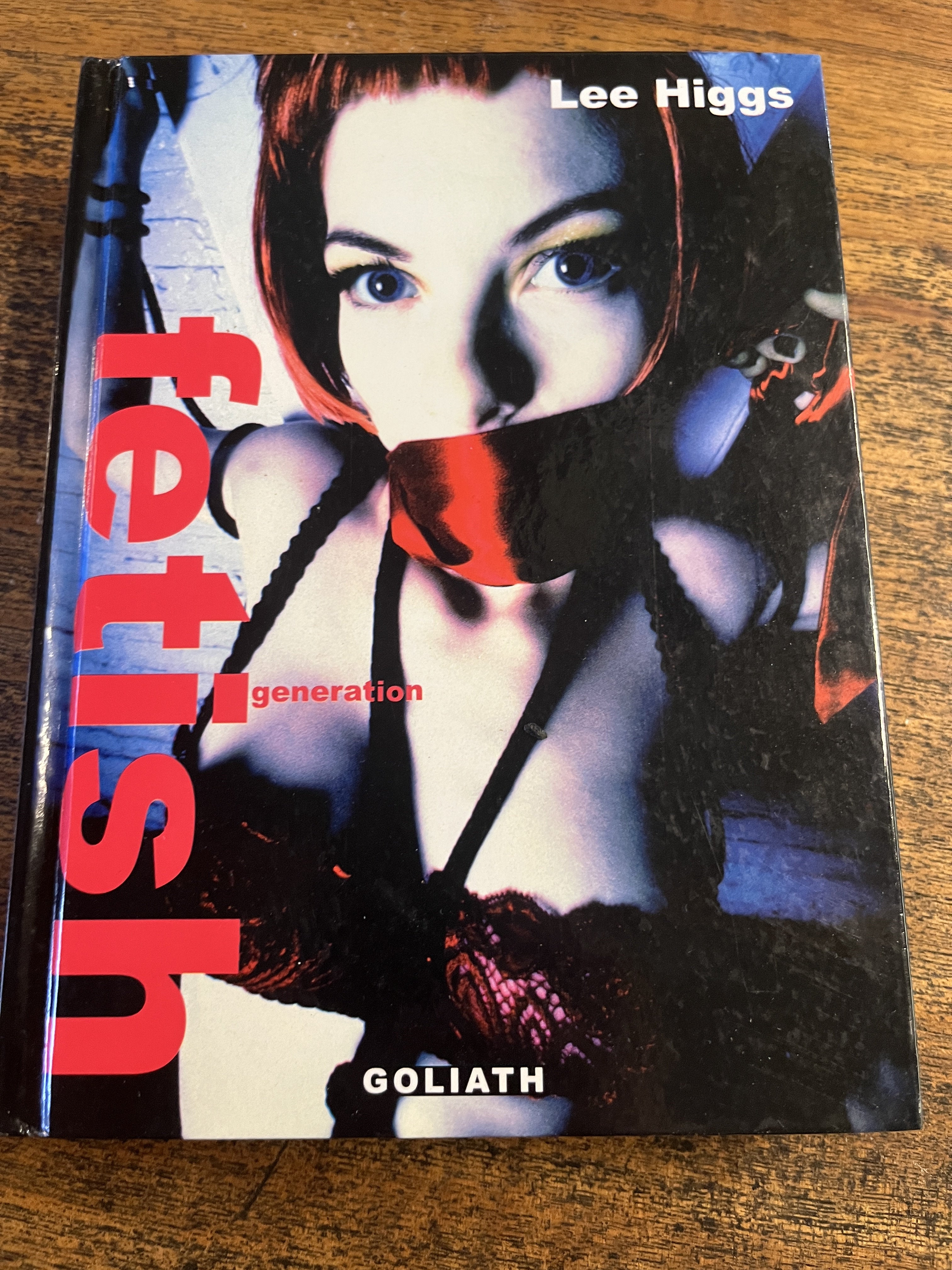 Fetish — Higgs, Lee