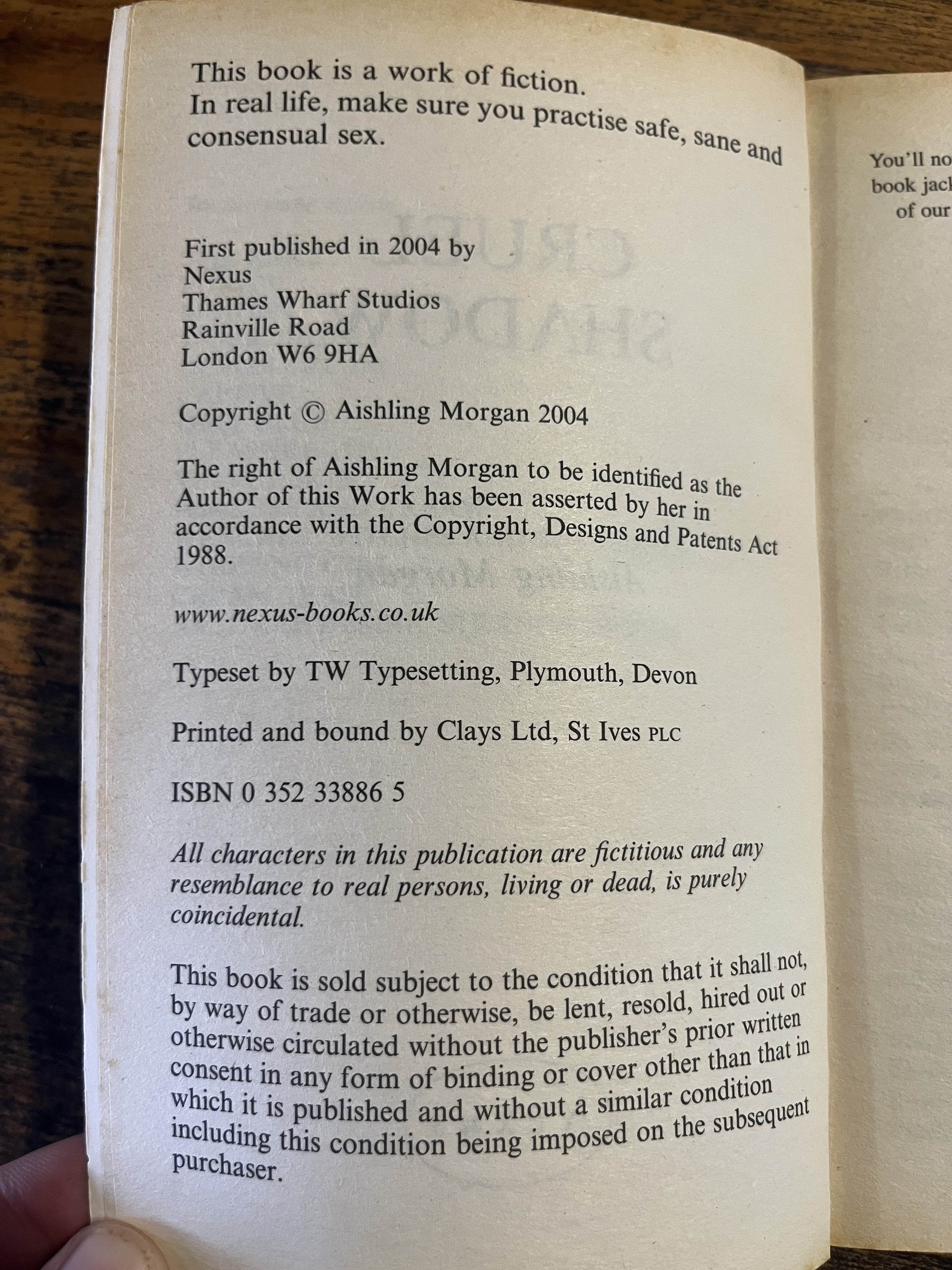 Cruel Shadow — Aishling Morgan