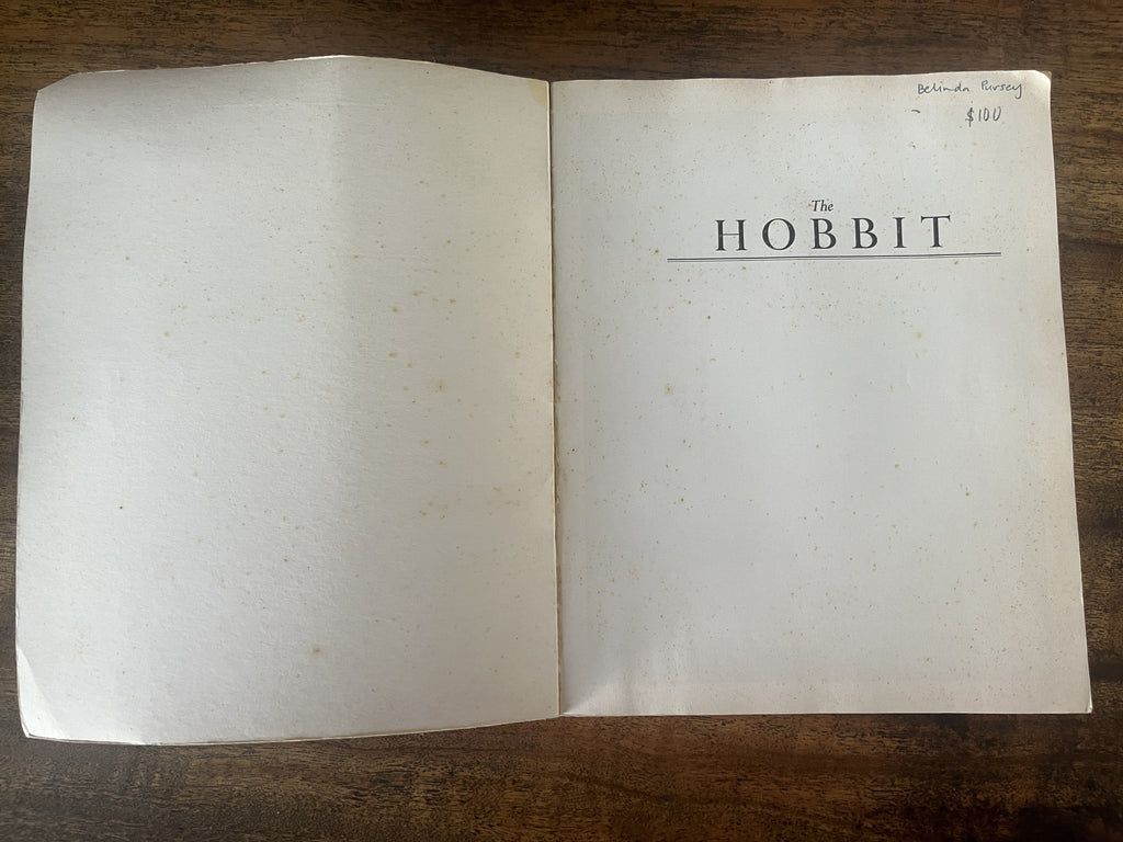 The Hobbit - Tolkien, J. R. R.