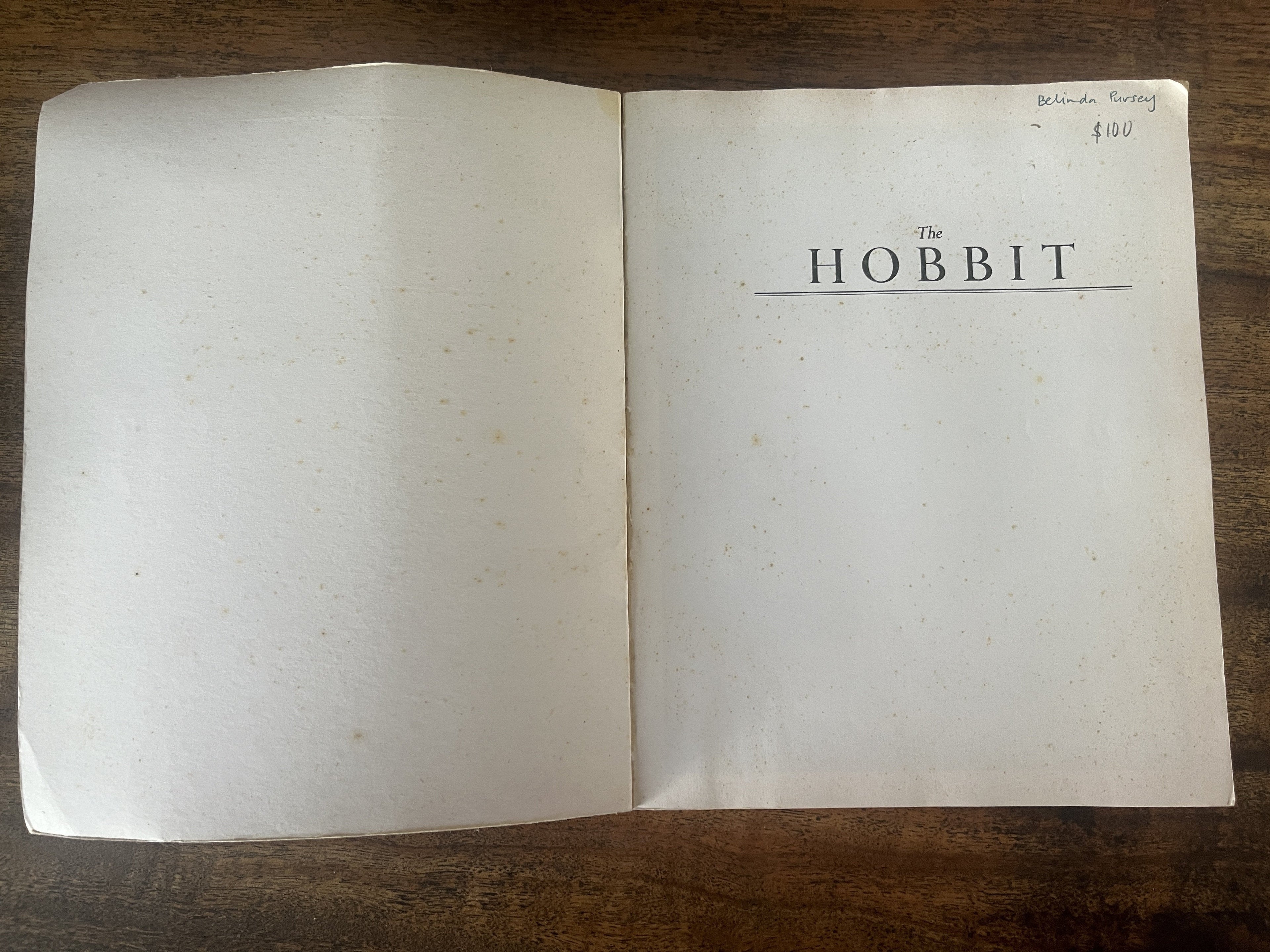 The Hobbit - Tolkien, J. R. R.