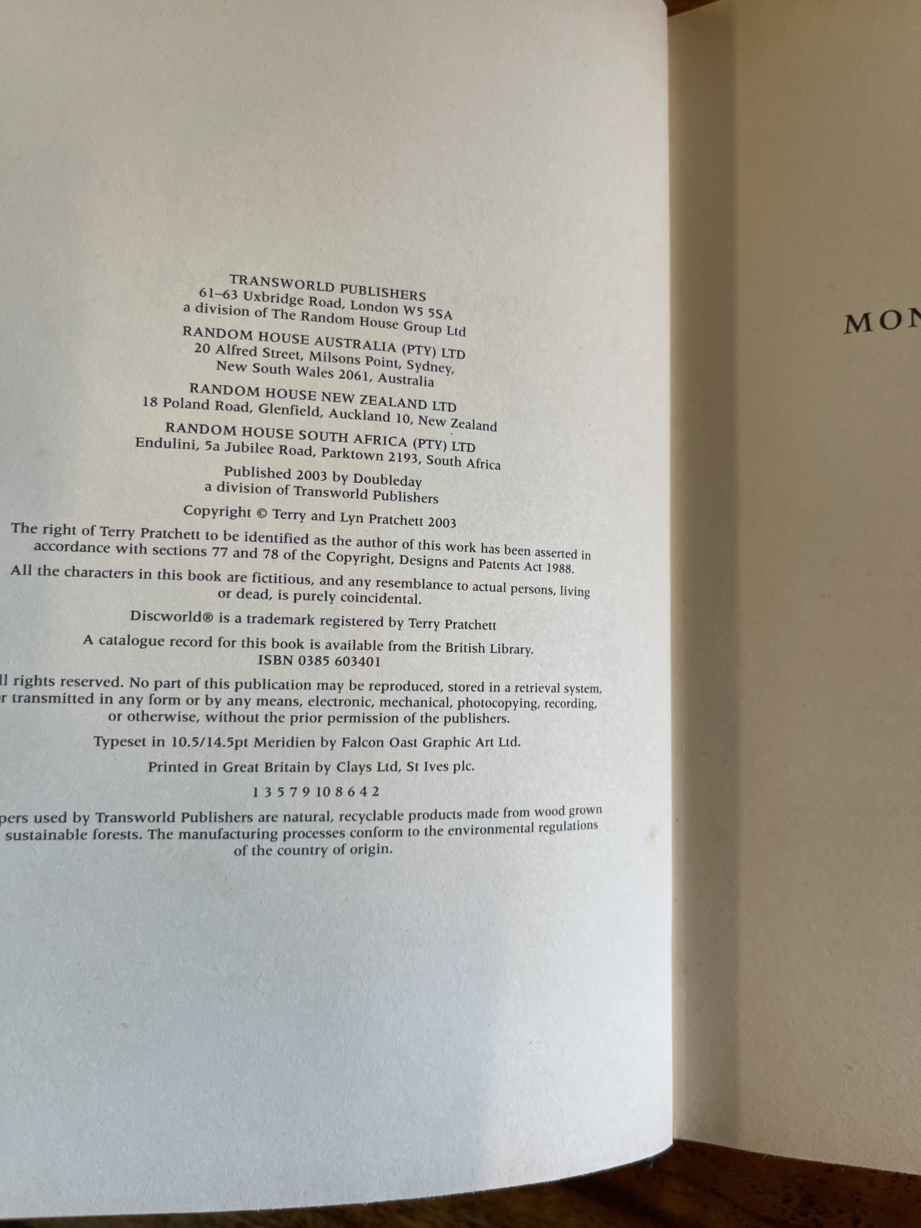 Monstrous Regiment - Pratchett, Terry