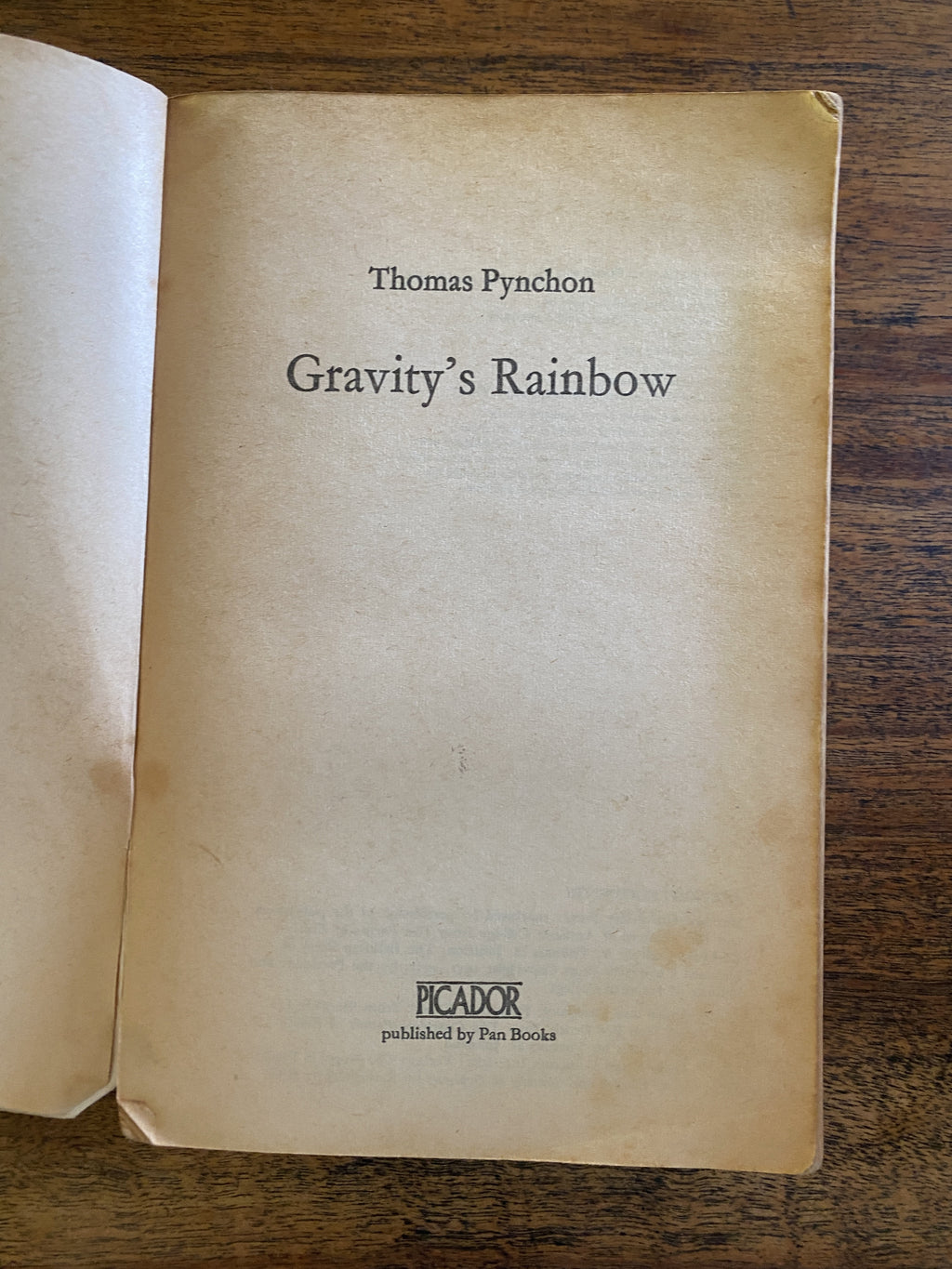 Gravity's Rainbow — Pynchon, Thomas