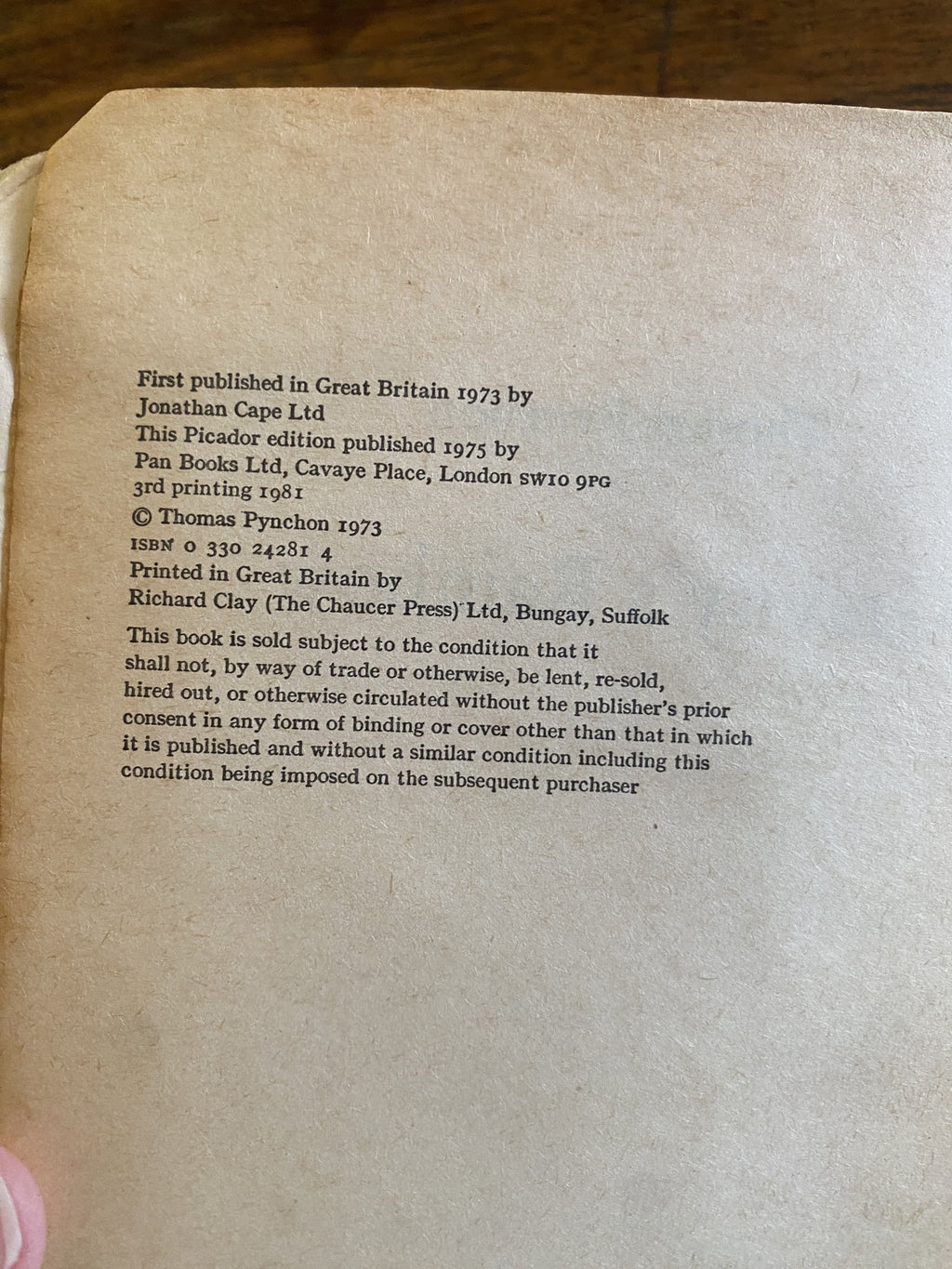 Gravity's Rainbow — Pynchon, Thomas