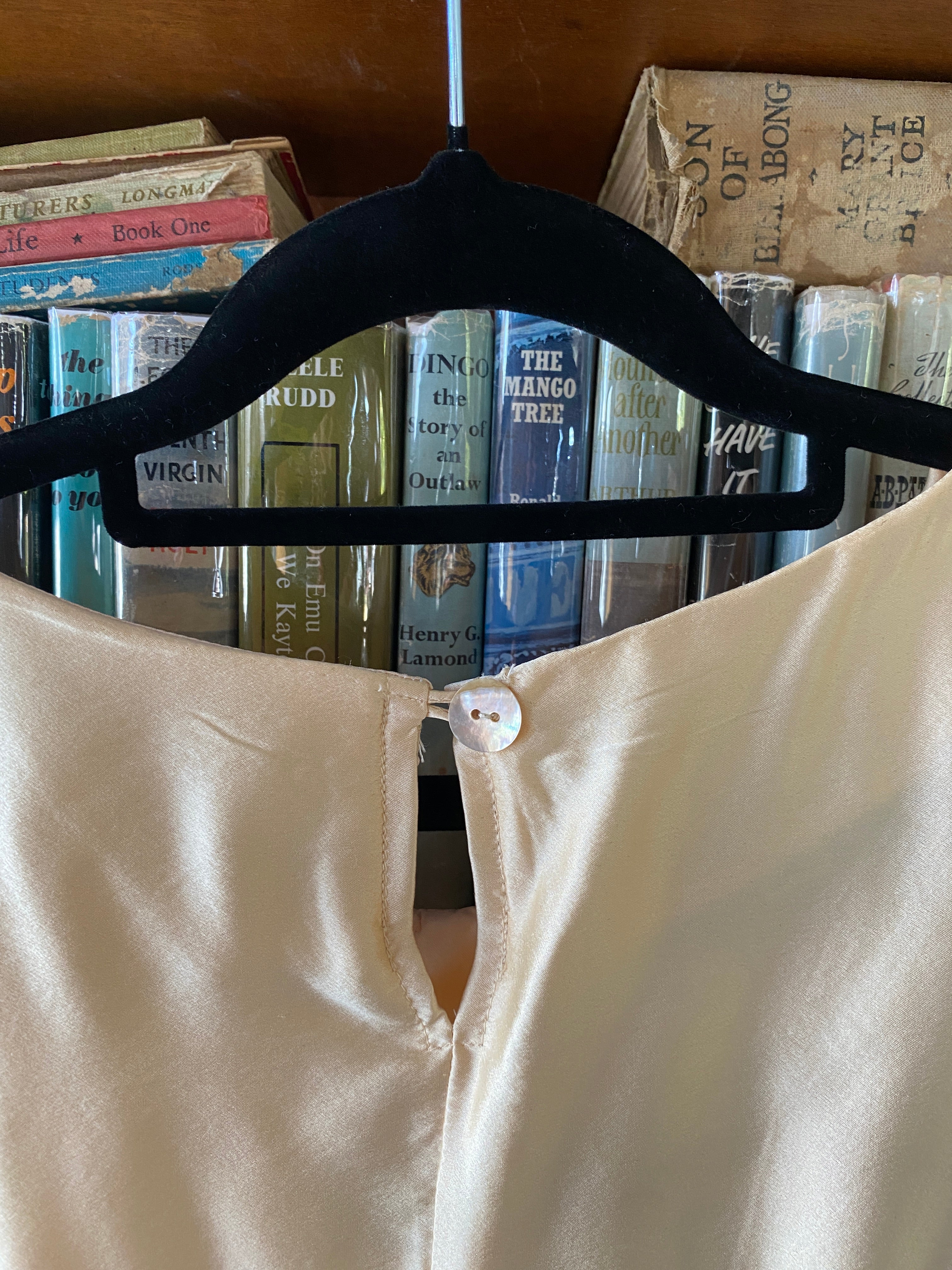Chercher La Femme Australian Pure Silk Ruched Blouse – Champagne – Size M
