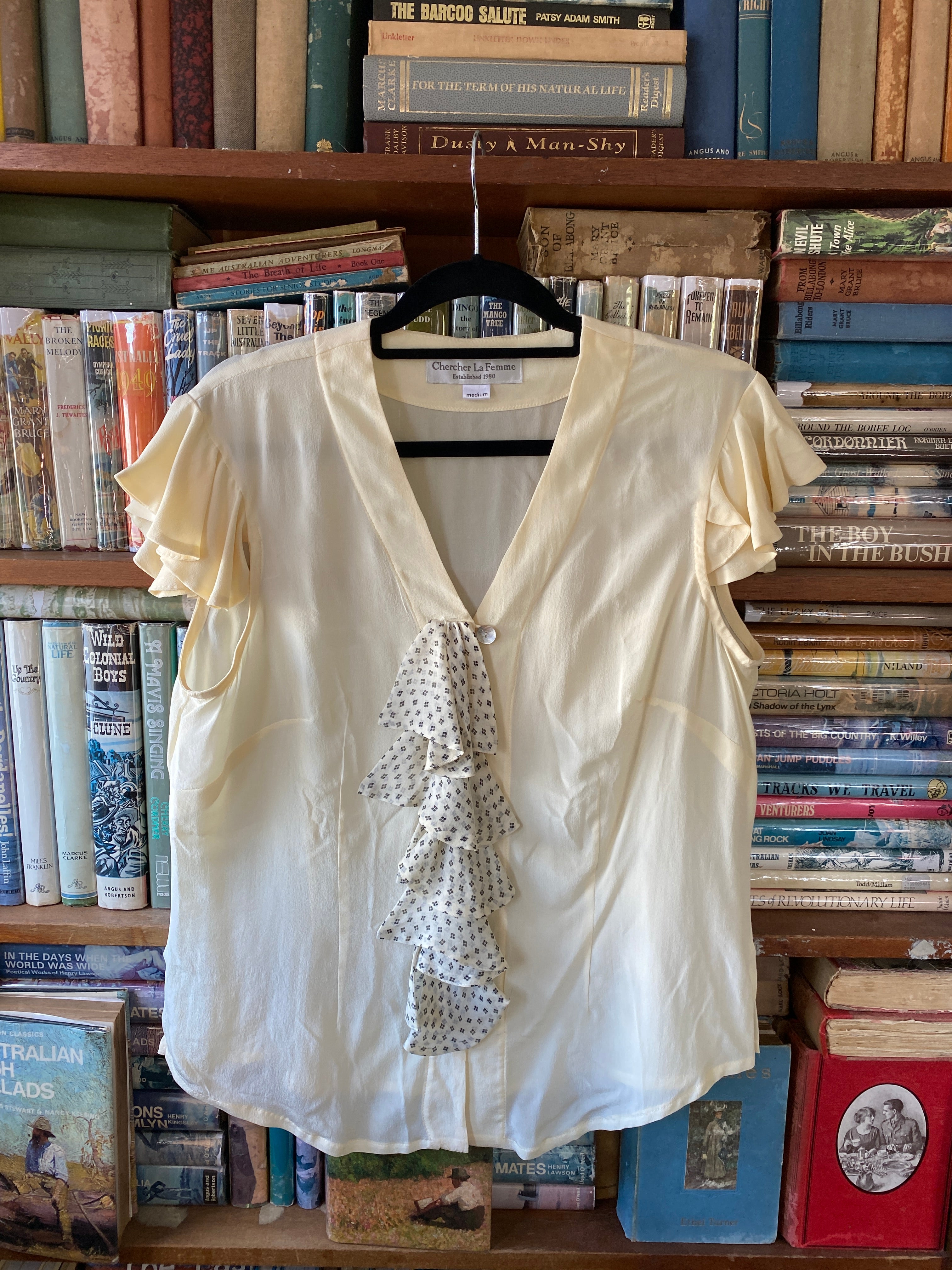 Chercher La Femme Pure Silk Ruffle Blouse – Ivory – Size M