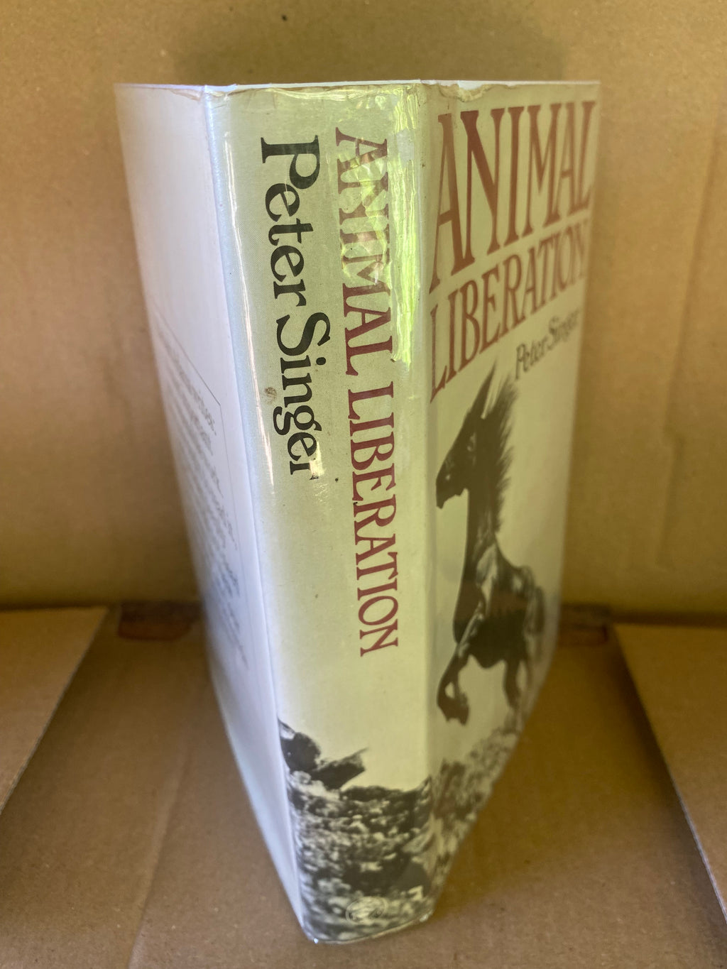 Animal Liberation: A new ethics for our treatment of animals - Singer, Peter