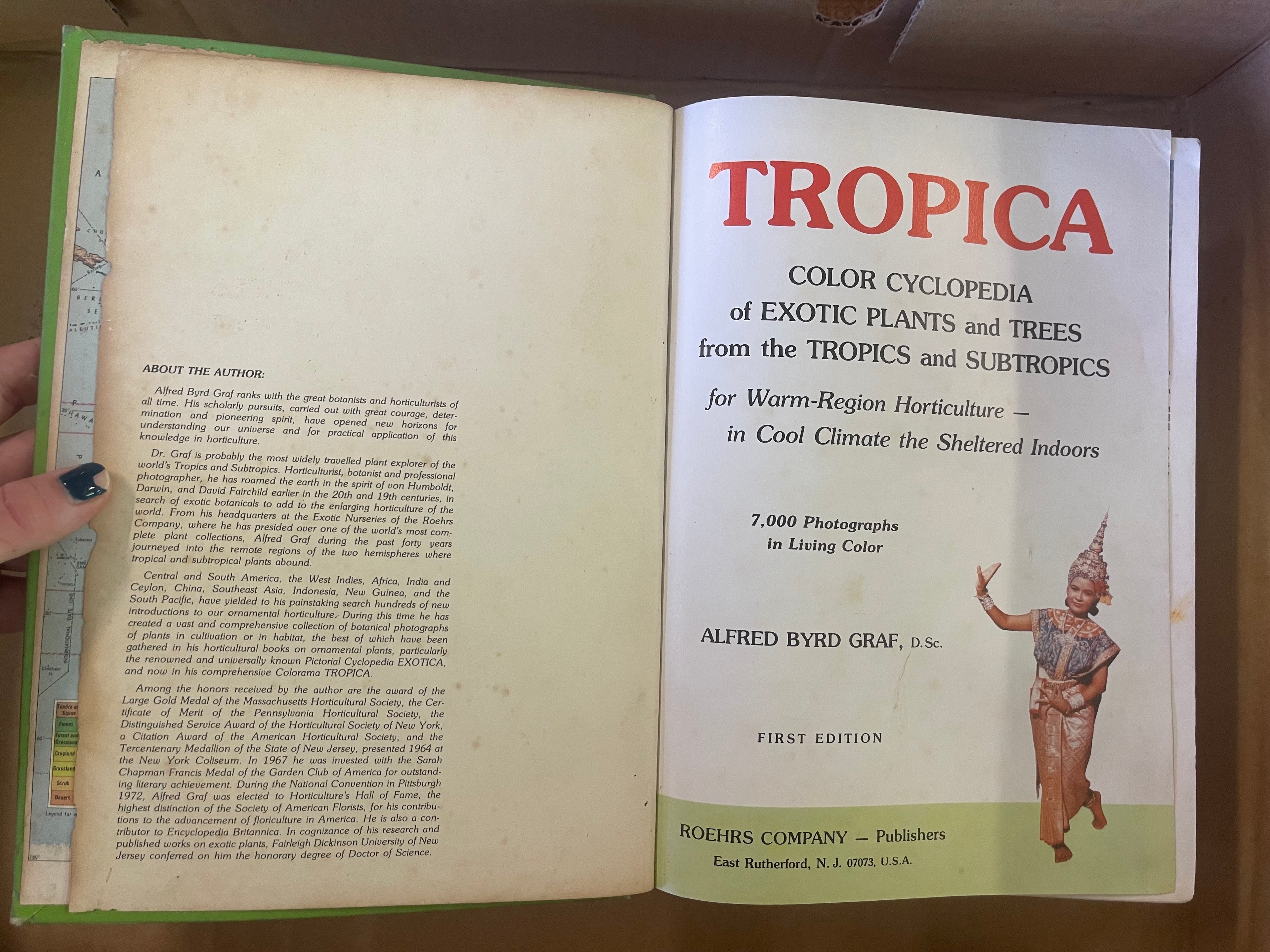 Tropica Colour Encyclopedia of Exotic Plants and Trees from the Tropics to the Sub Tropics — Graf, Alfred Byrd