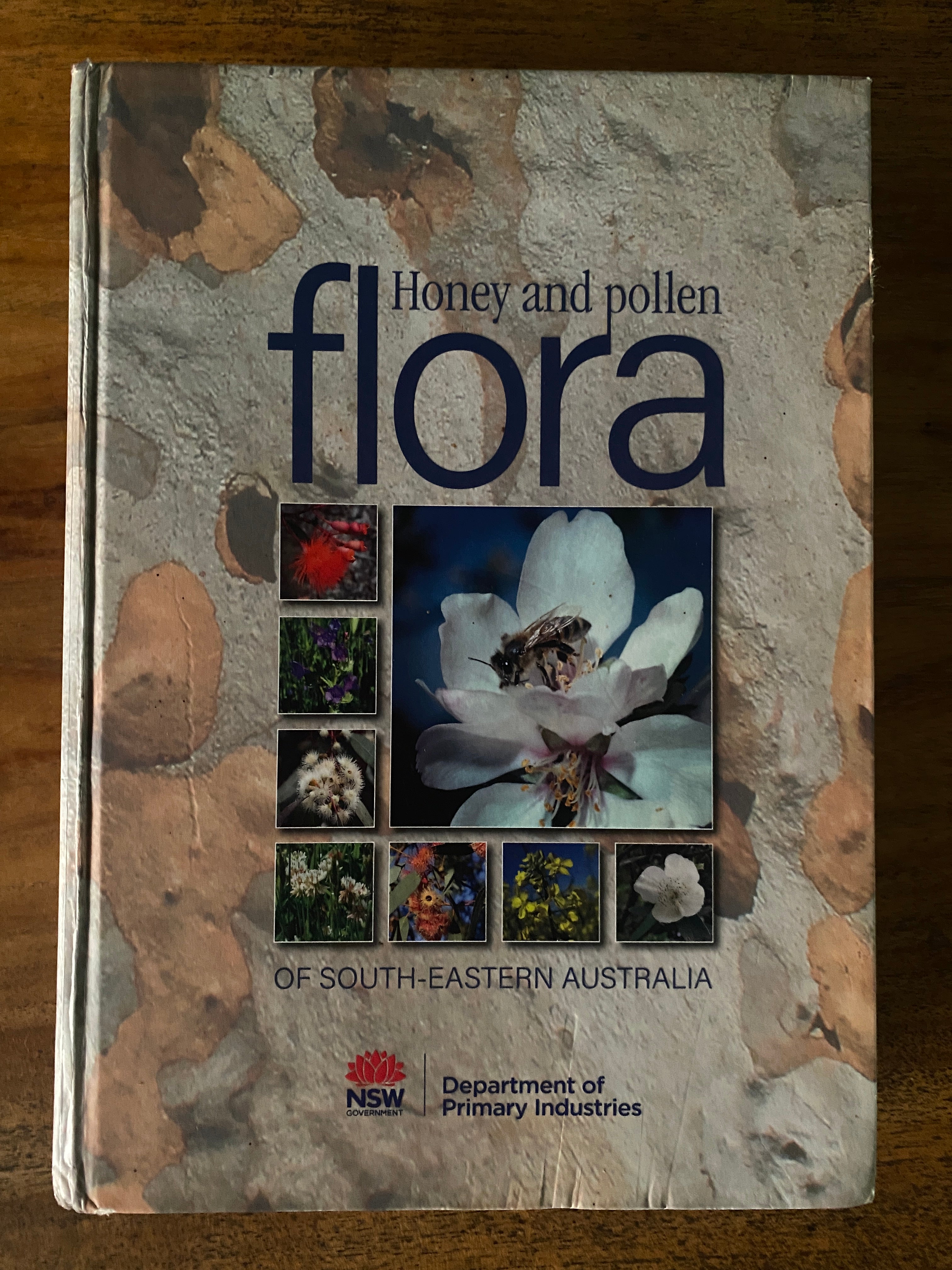 Honey and Pollen Flora of South Eastern Australia — Somerville, Dr. Douglas