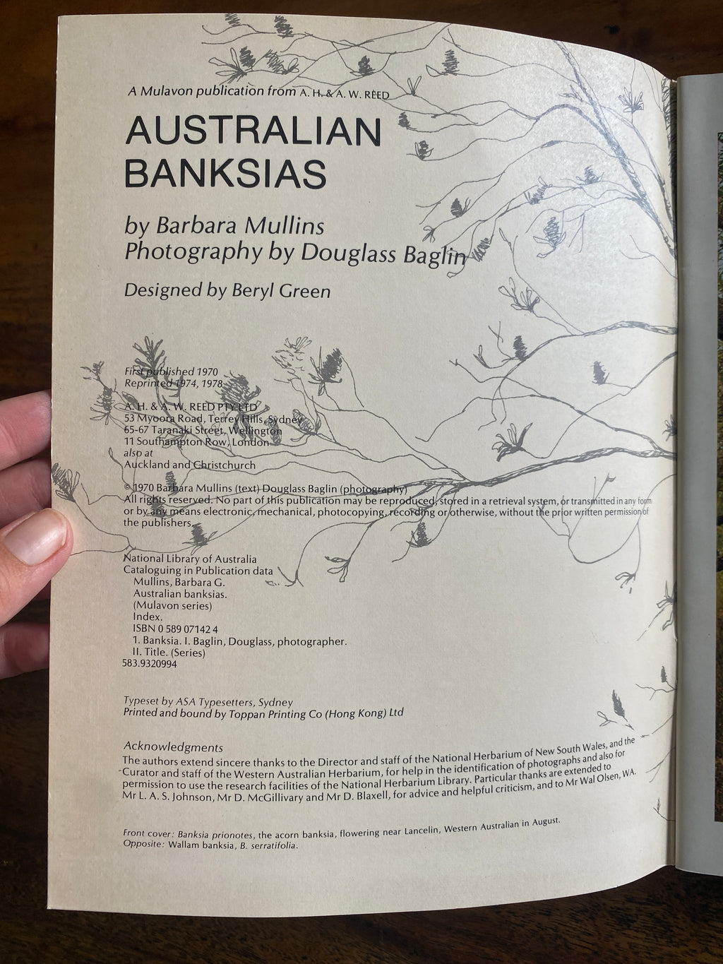 Australian Banksia's; Australian Eucalypts; Australian Wattles & Australia's Wildflowers — Mullins, Barbara & Baglin, Douglass