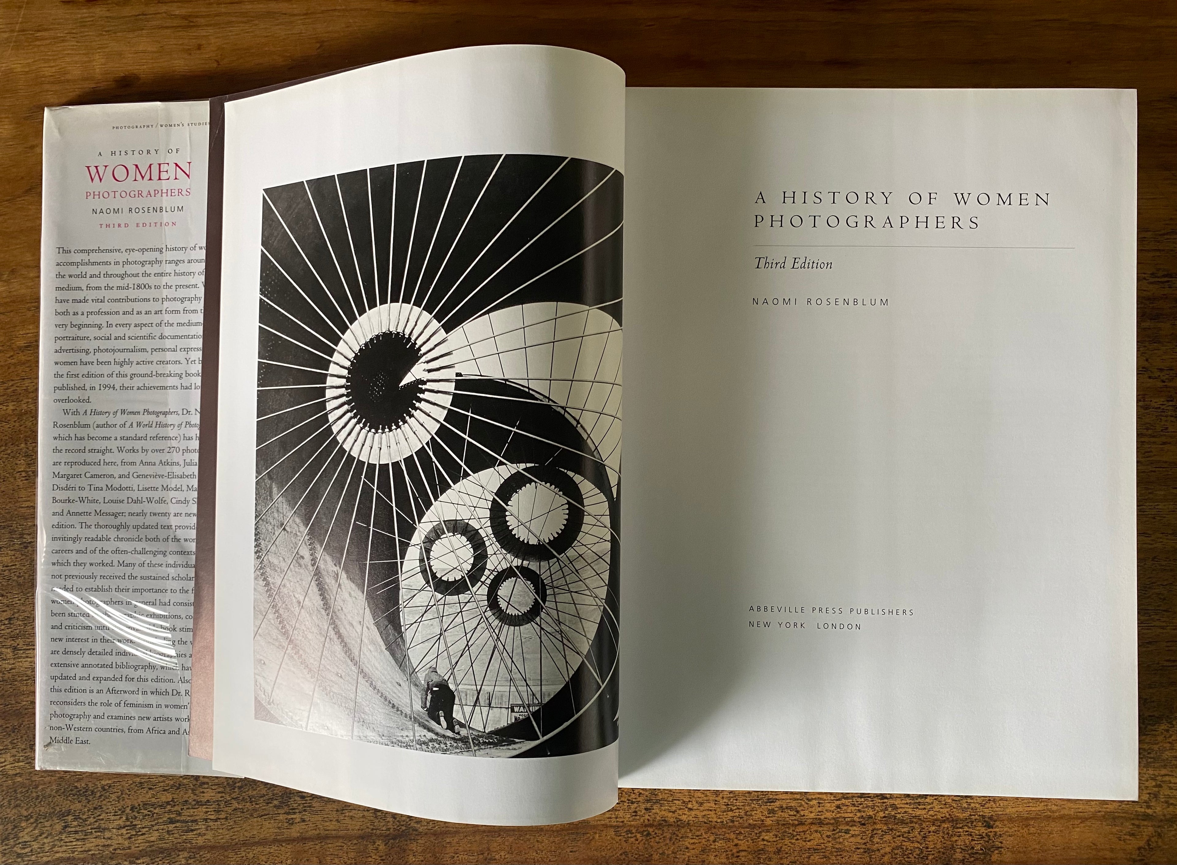 A history of women photographers - Rosenblum, Naomi