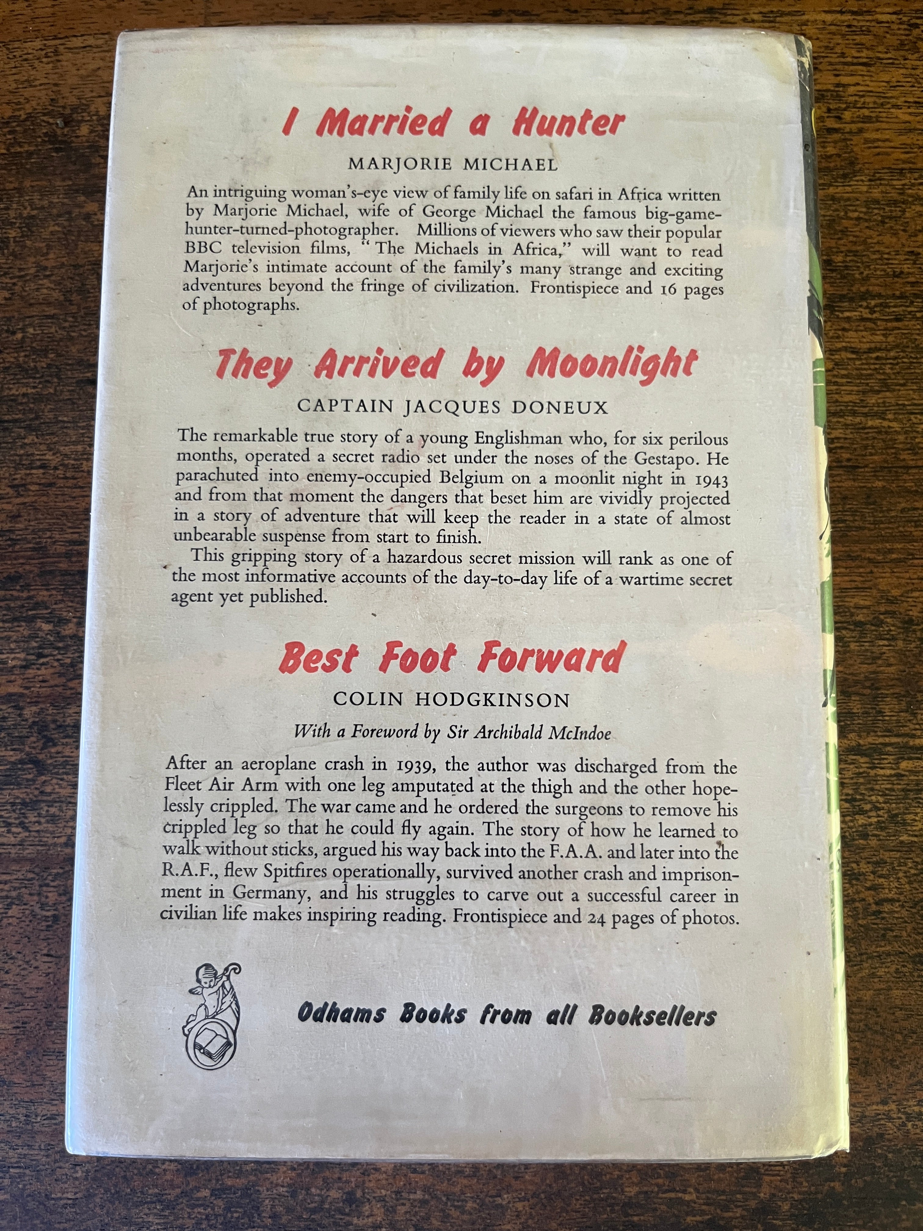 White Cliffs To Coral Reef; A Classic Small Boat Voyage - Howell, William