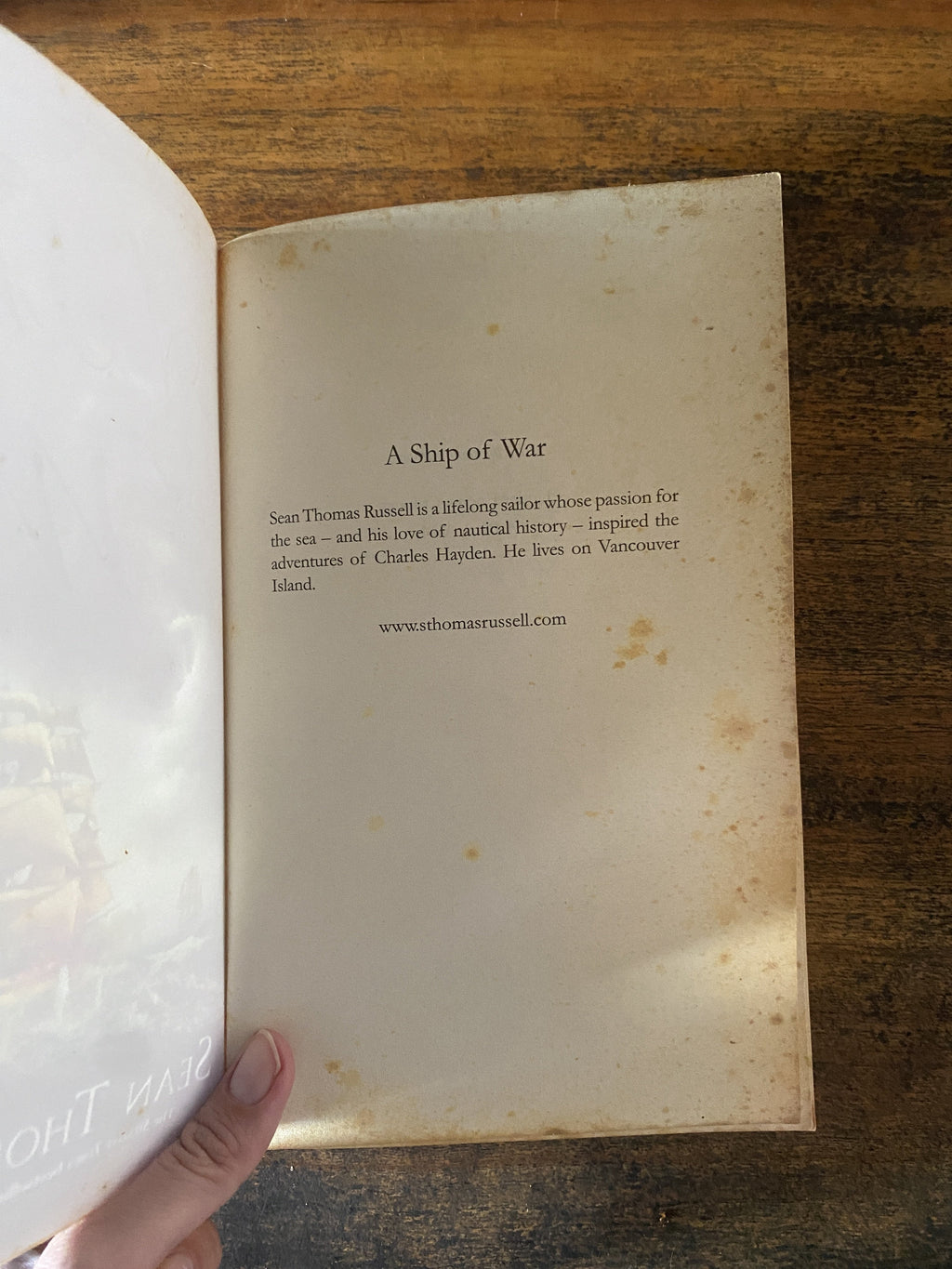 A Ship Of War - Russell, Sean Thomas