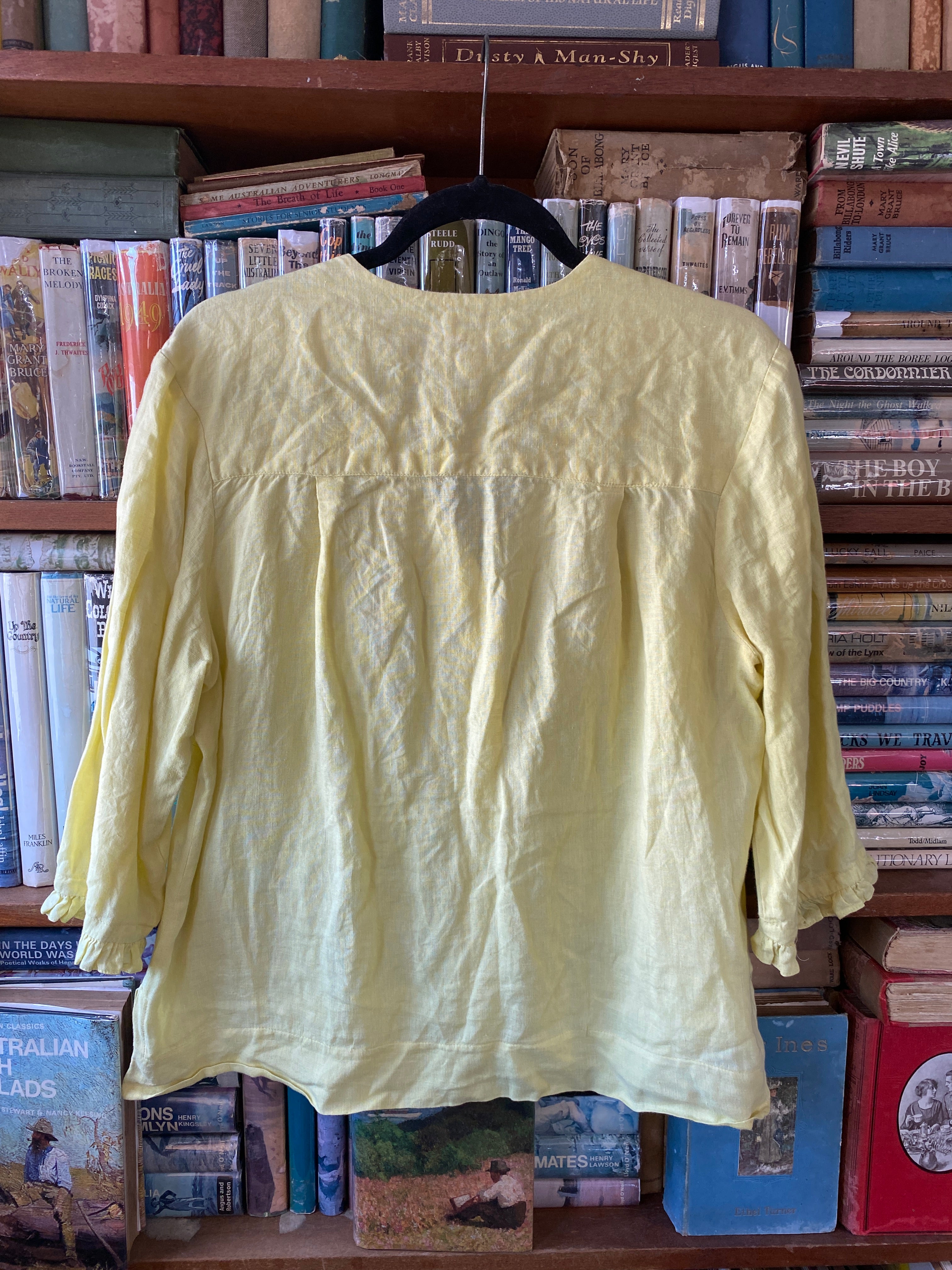 Chercher La Femme Irish Linen Button Blouse – Butter Yellow – Size M