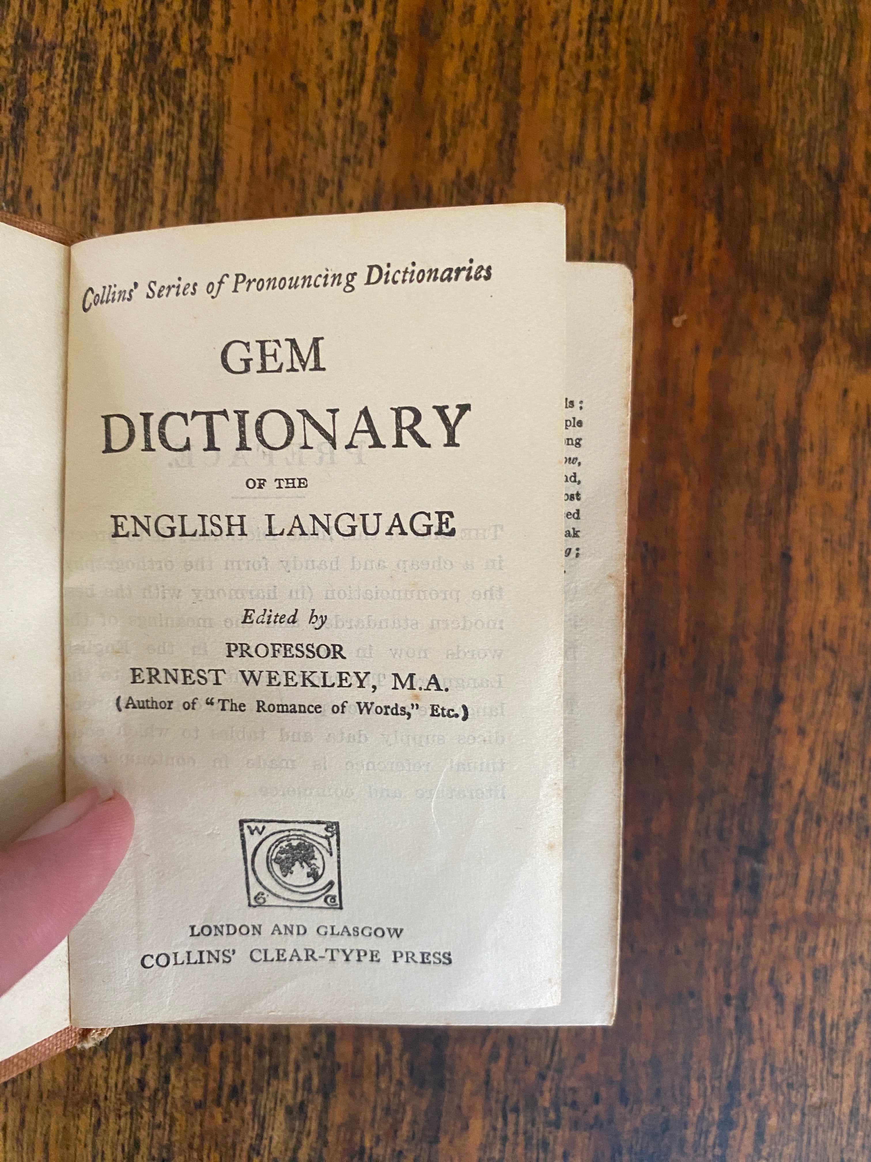 Collins Gem Dictionary