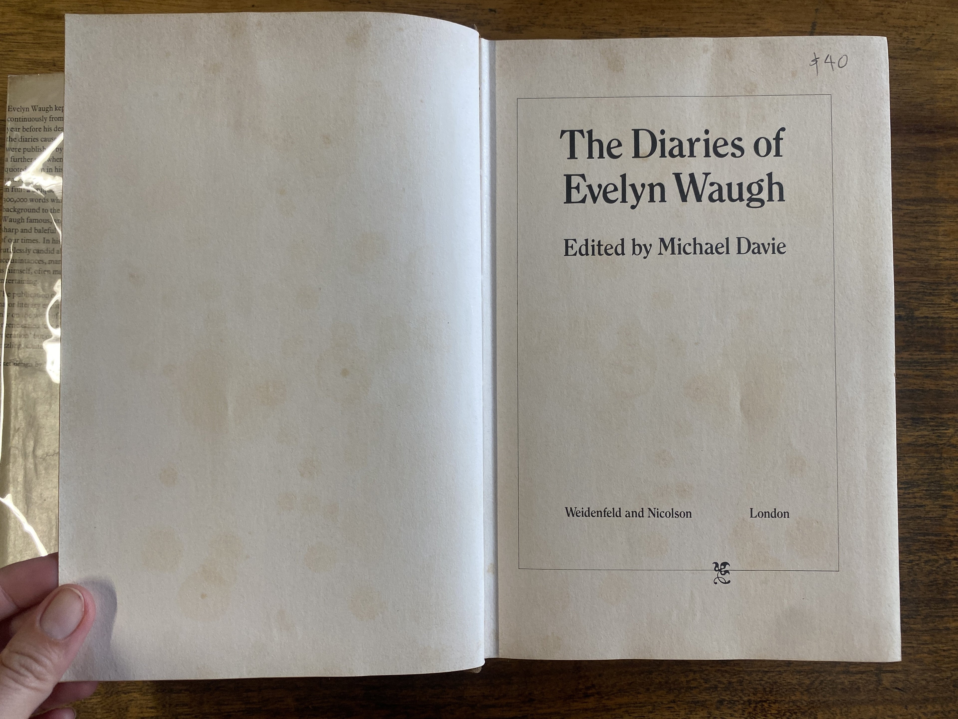 The Diaries Of Evelyn Waugh — Waugh, Evelyn (Davie, Michael ed.)